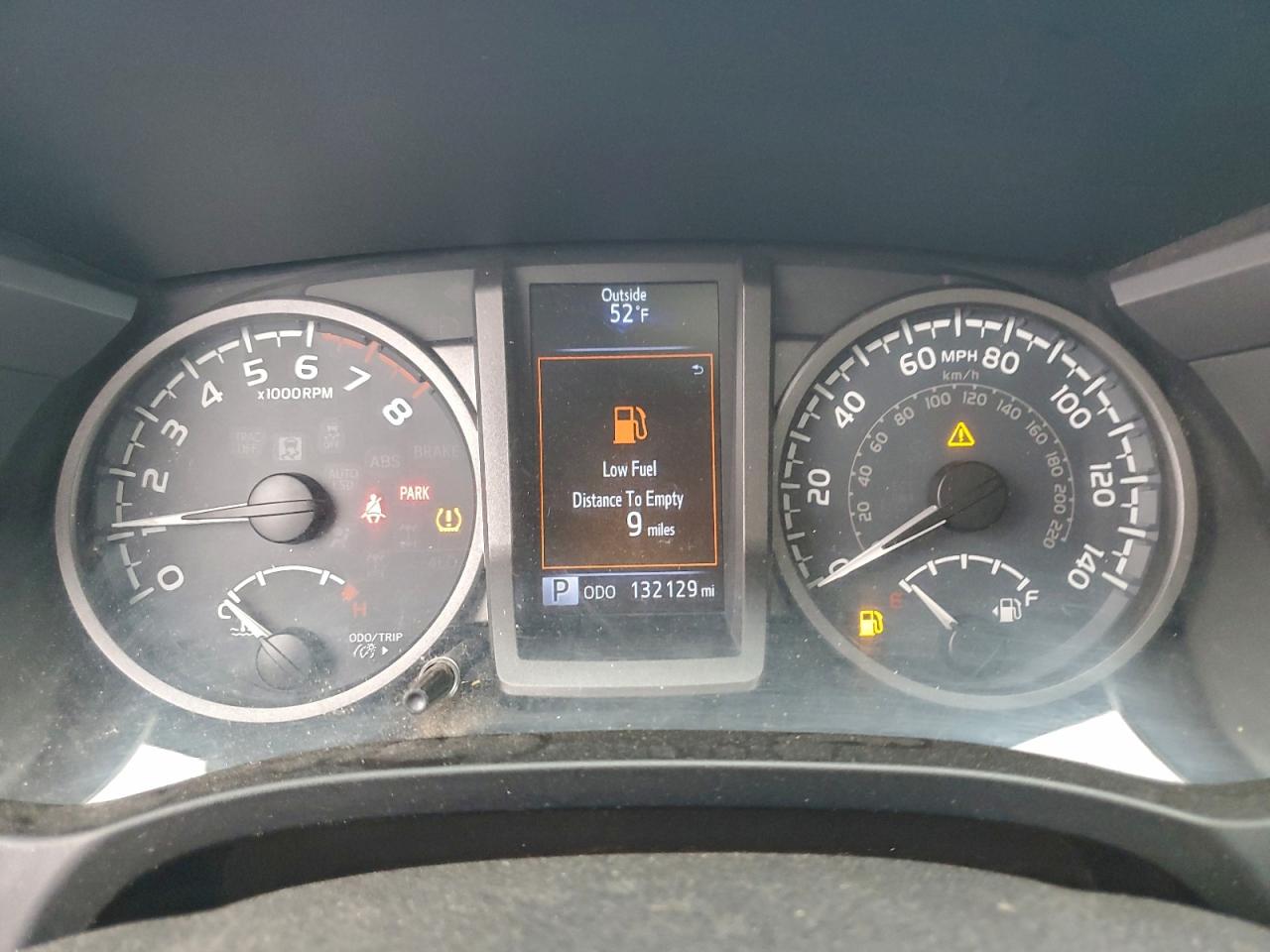 2017 TOYOTA TACOMA DOUBLE CAB photo 9