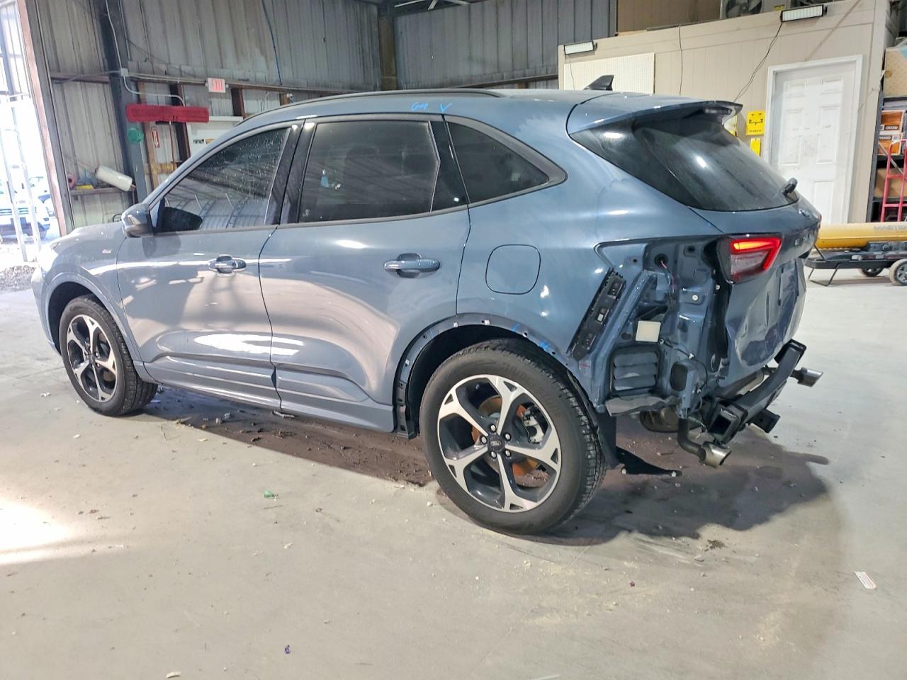 2025 FORD ESCAPE ST LINE ELITE photo 2