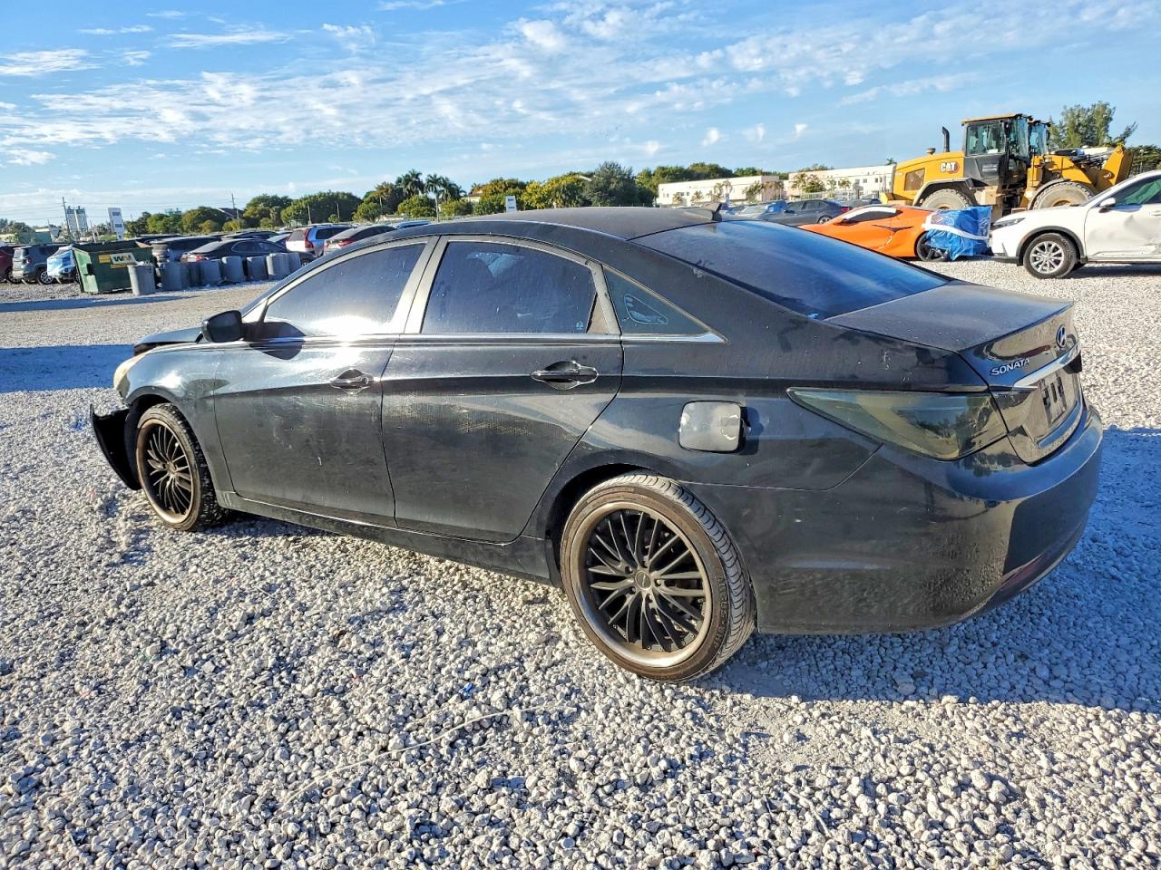 2012 HYUNDAI SONATA GLS photo 2