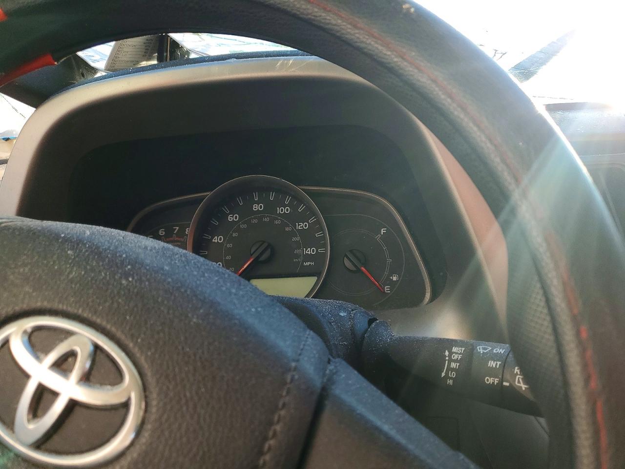 2013 TOYOTA RAV4 LE photo 9