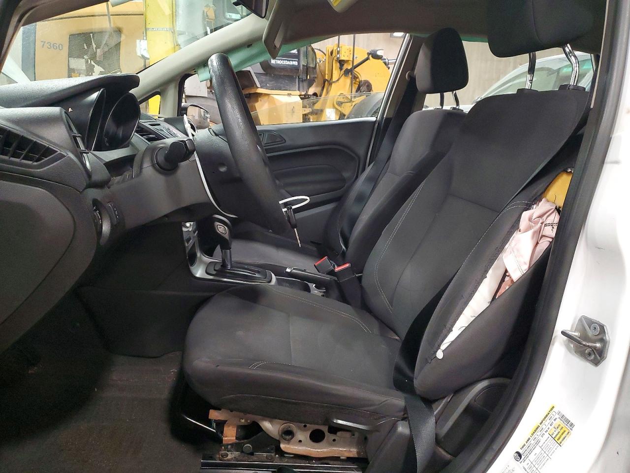 2018 FORD FIESTA SE photo 7