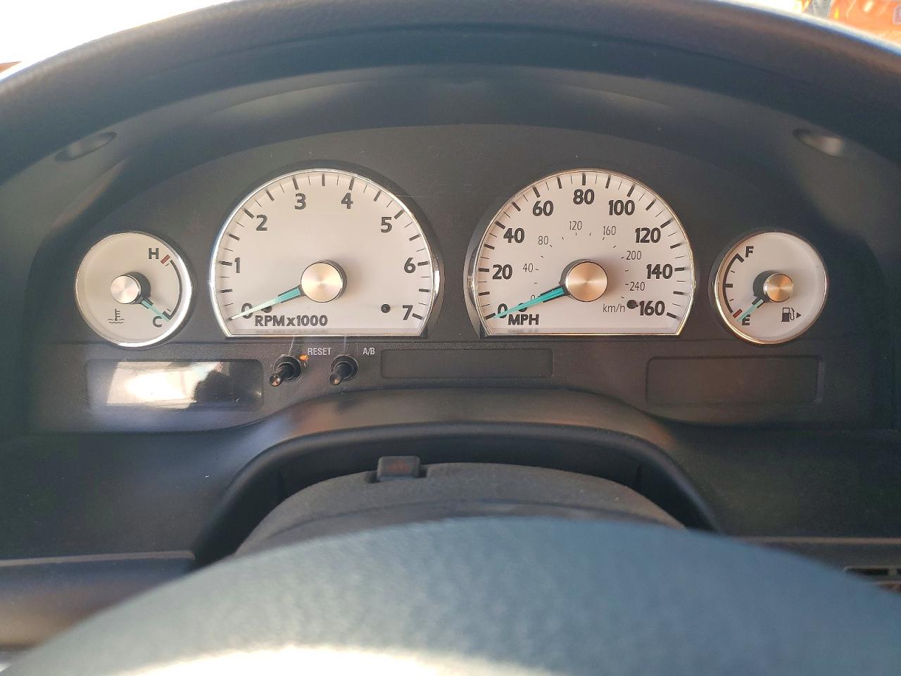 2003 FORD THUNDERBIRD photo 17