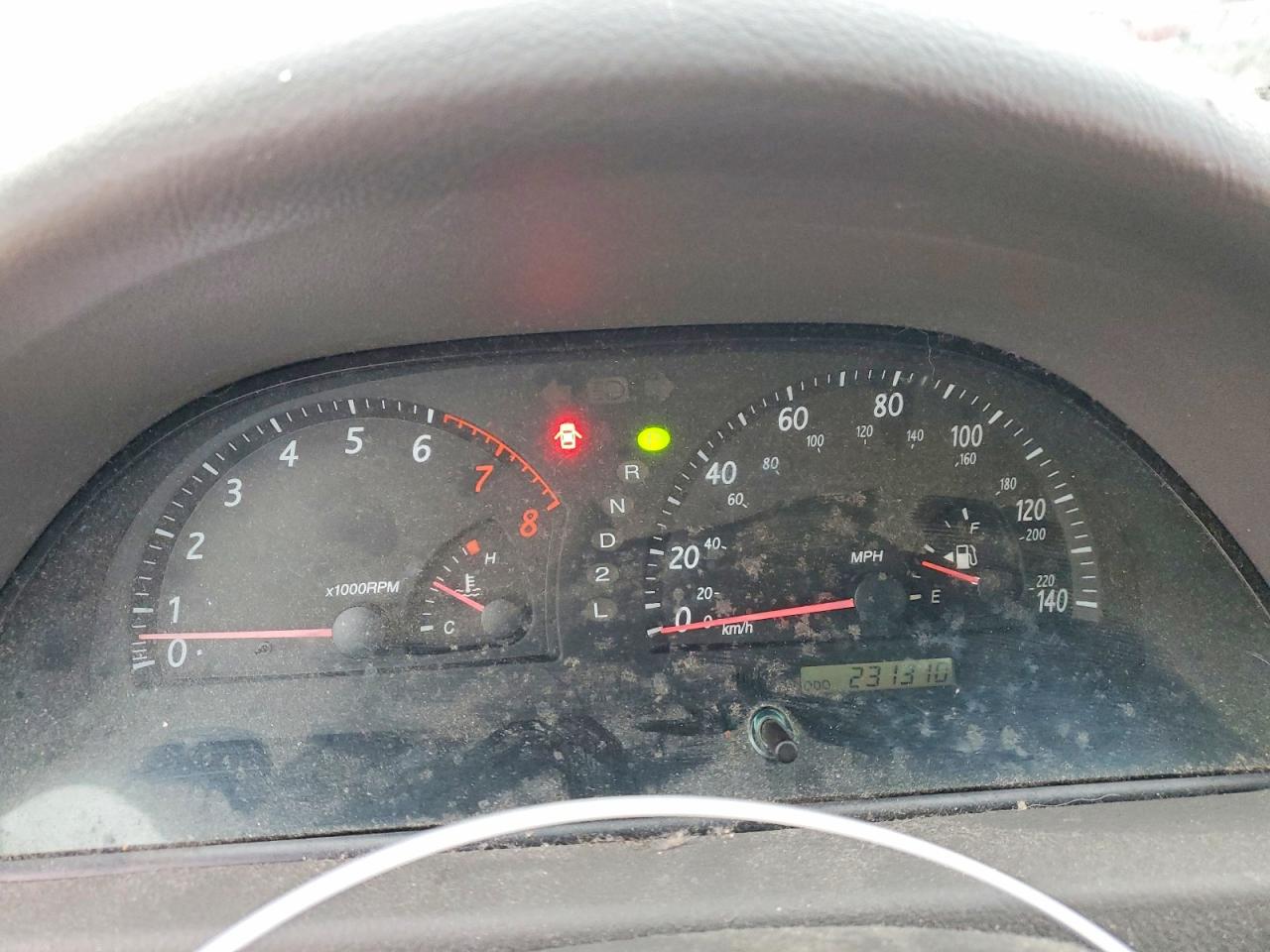 2004 TOYOTA CAMRY LE photo 8