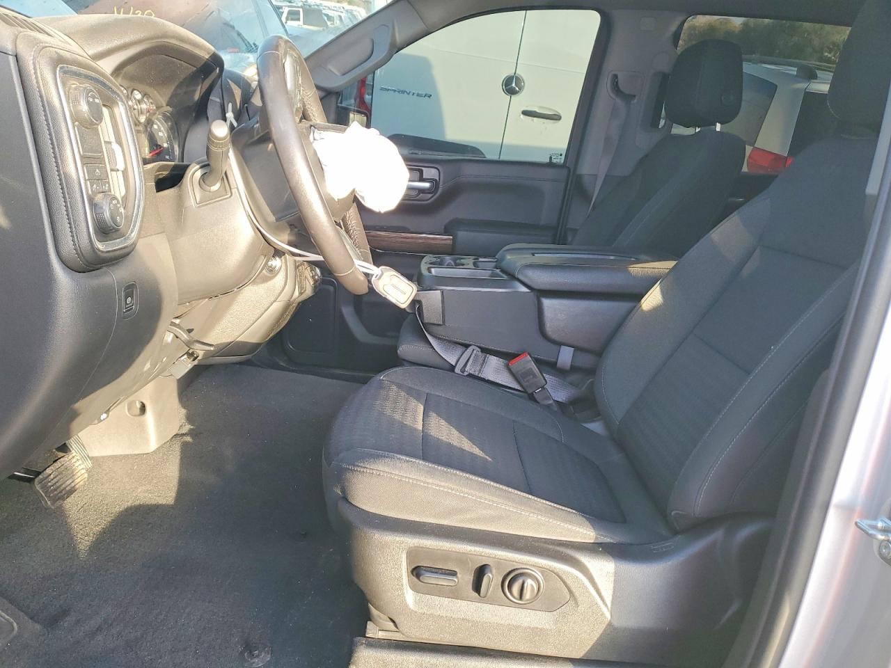 2021 CHEVROLET SILVERADO C1500 LT photo 7