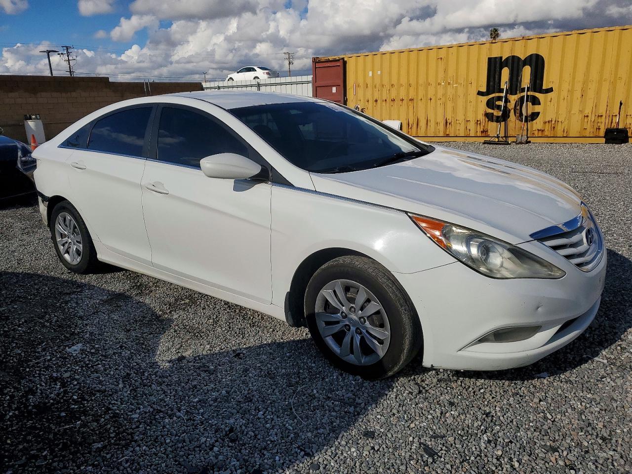 2012 HYUNDAI SONATA GLS photo 4