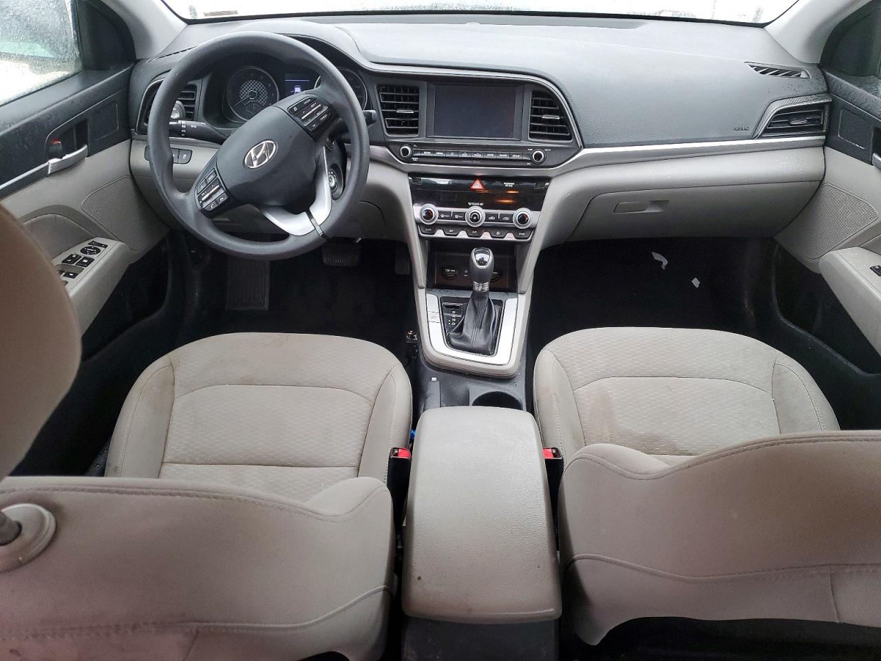 2020 HYUNDAI ELANTRA SEL photo 8