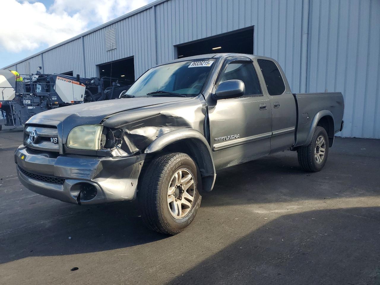 2003 TOYOTA TUNDRA