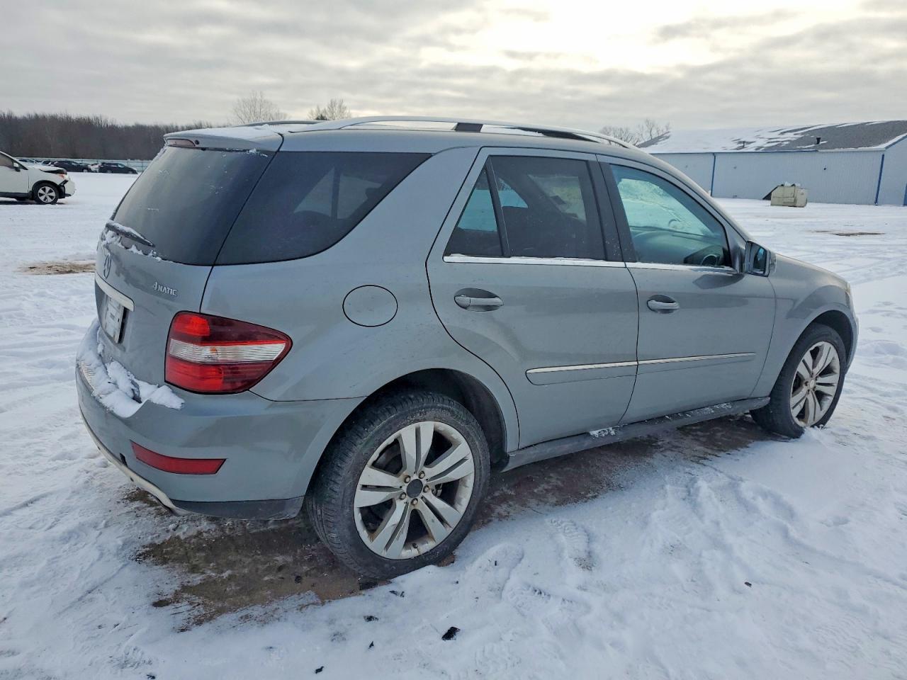 2011 MERCEDES-BENZ ML 350 4MATIC photo 3