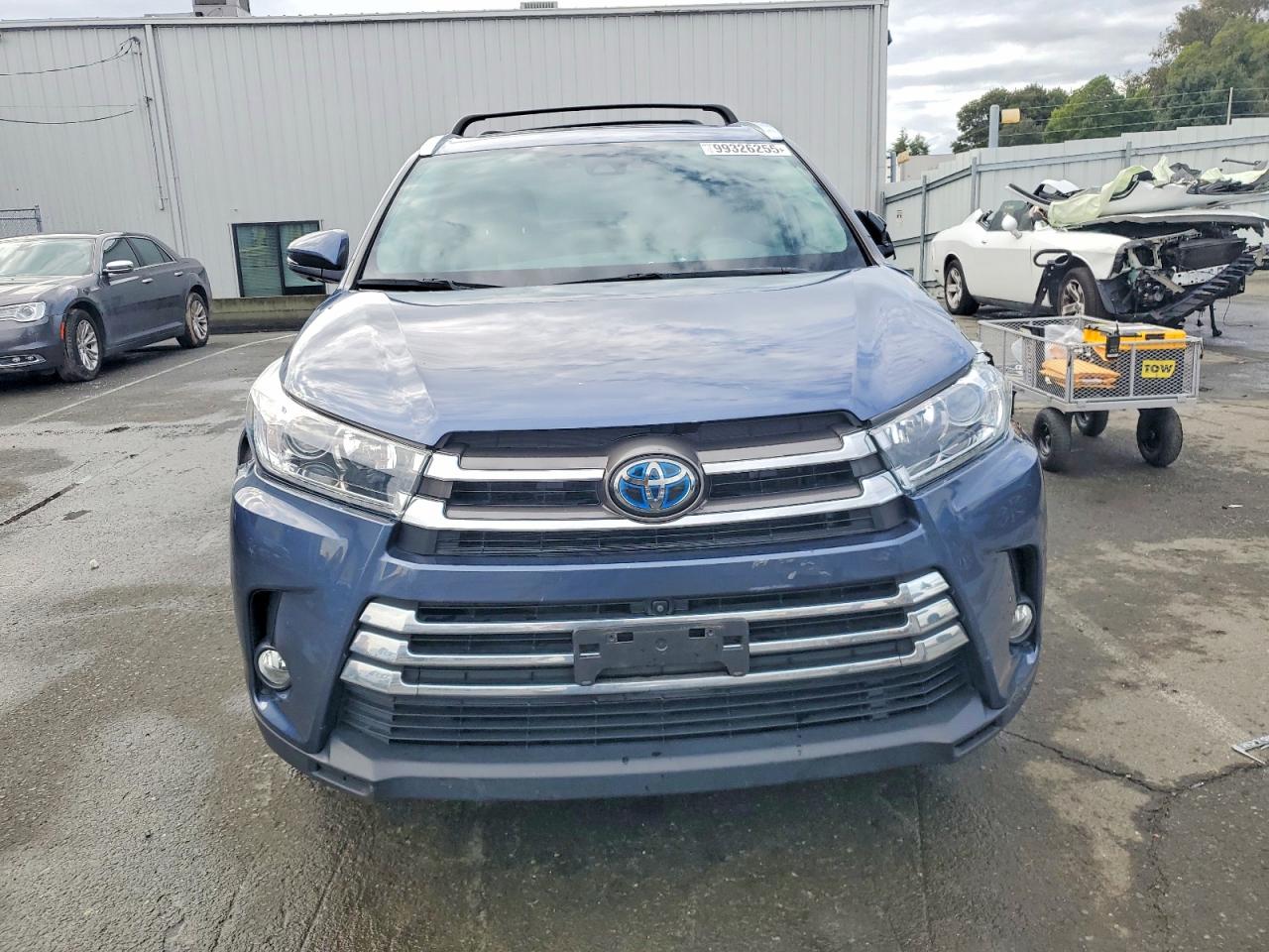 2018 TOYOTA HIGHLANDER HYBRID LIMITED photo 5