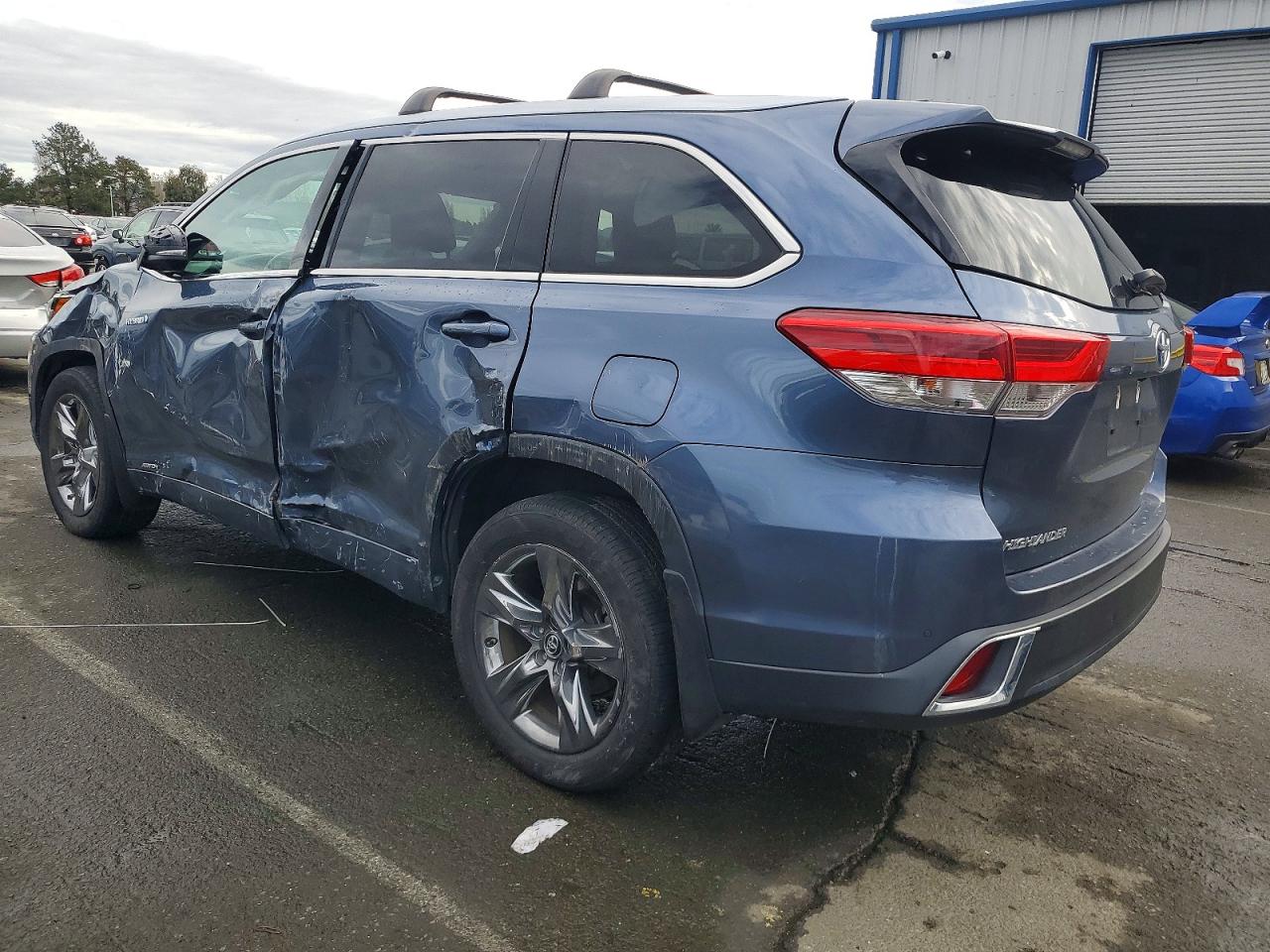 2018 TOYOTA HIGHLANDER HYBRID LIMITED photo 2