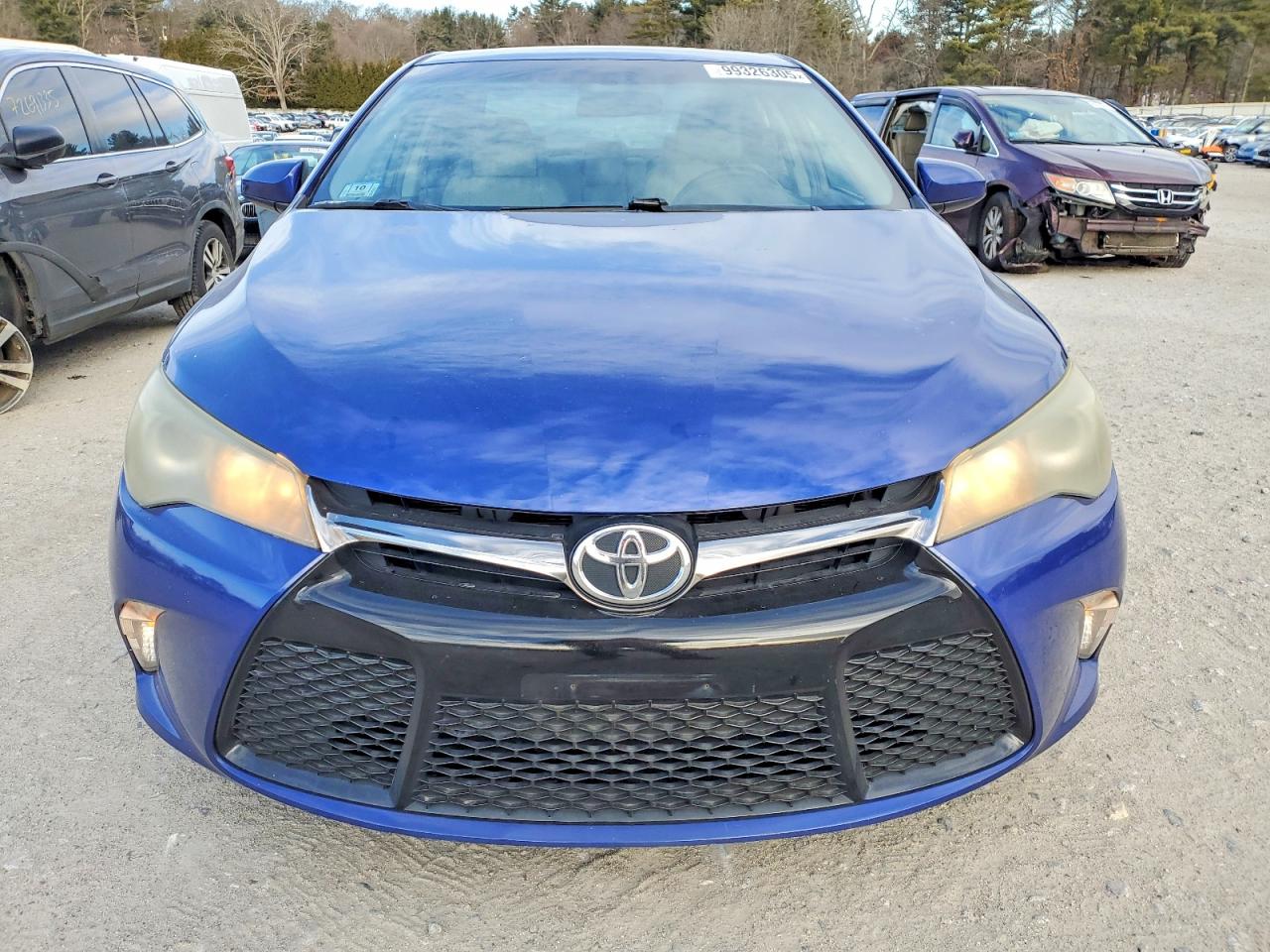 2015 TOYOTA CAMRY SE photo 5