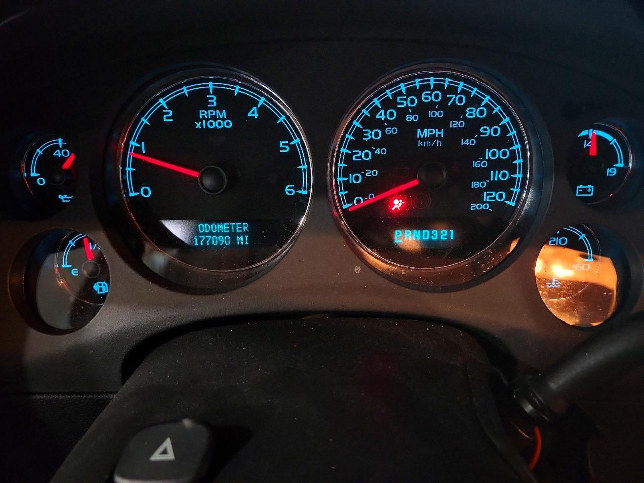 2007 CHEVROLET SUBURBAN K1500 photo 9