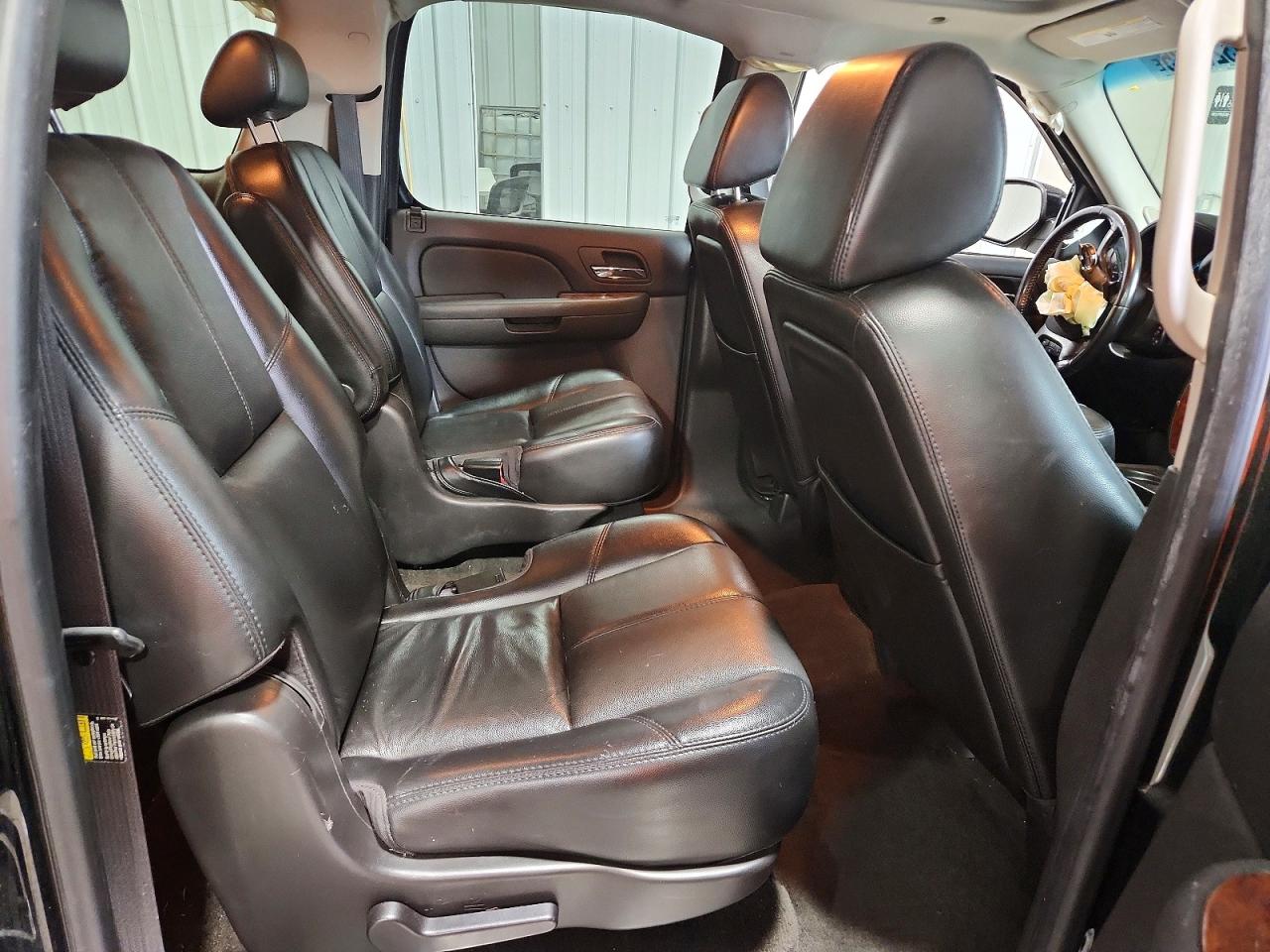 2007 CHEVROLET SUBURBAN K1500 photo 11