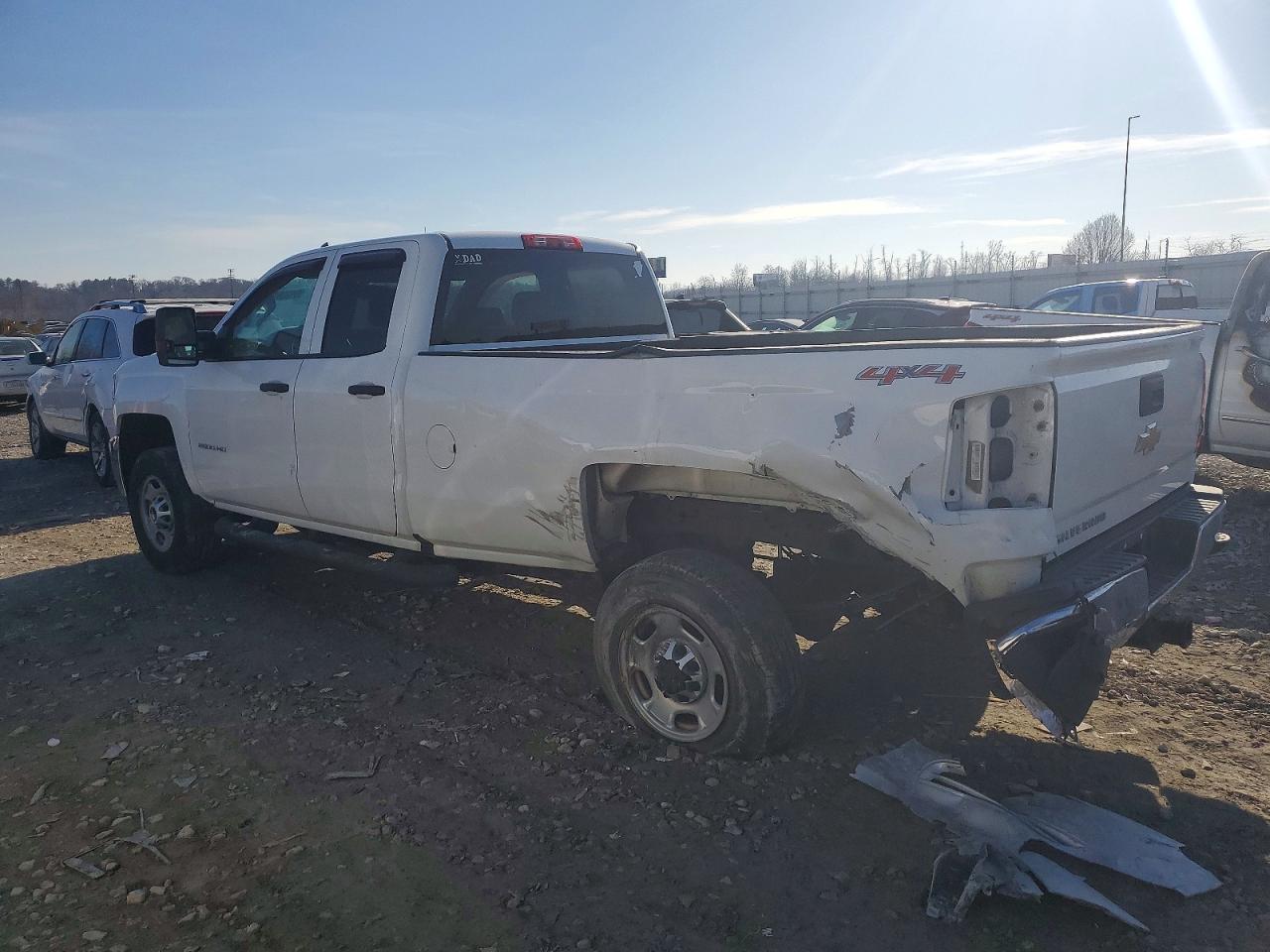 2016 CHEVROLET SILVERADO K2500 HEAVY DUTY photo 2