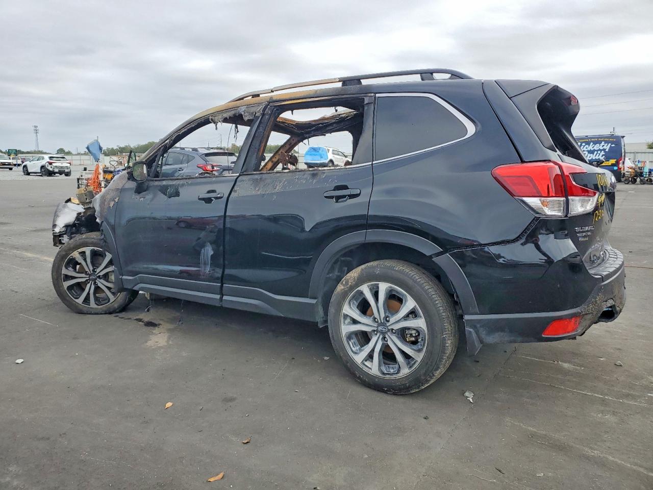 2024 SUBARU FORESTER LIMITED photo 2
