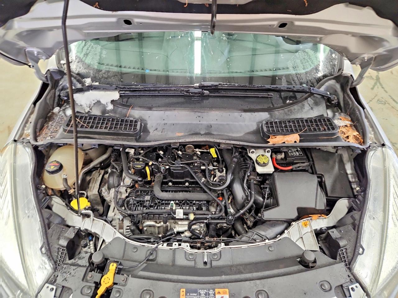 2017 FORD ESCAPE SE photo 23