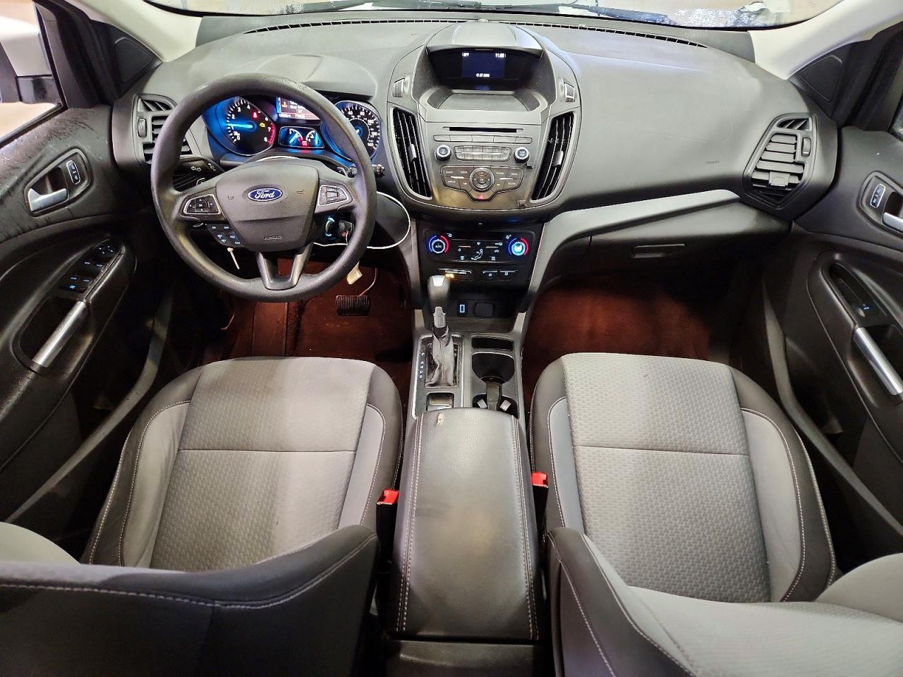 2017 FORD ESCAPE SE photo 15