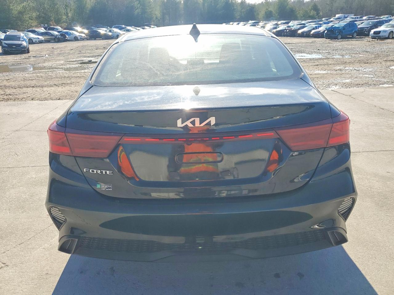 2023 KIA FORTE LX photo 6