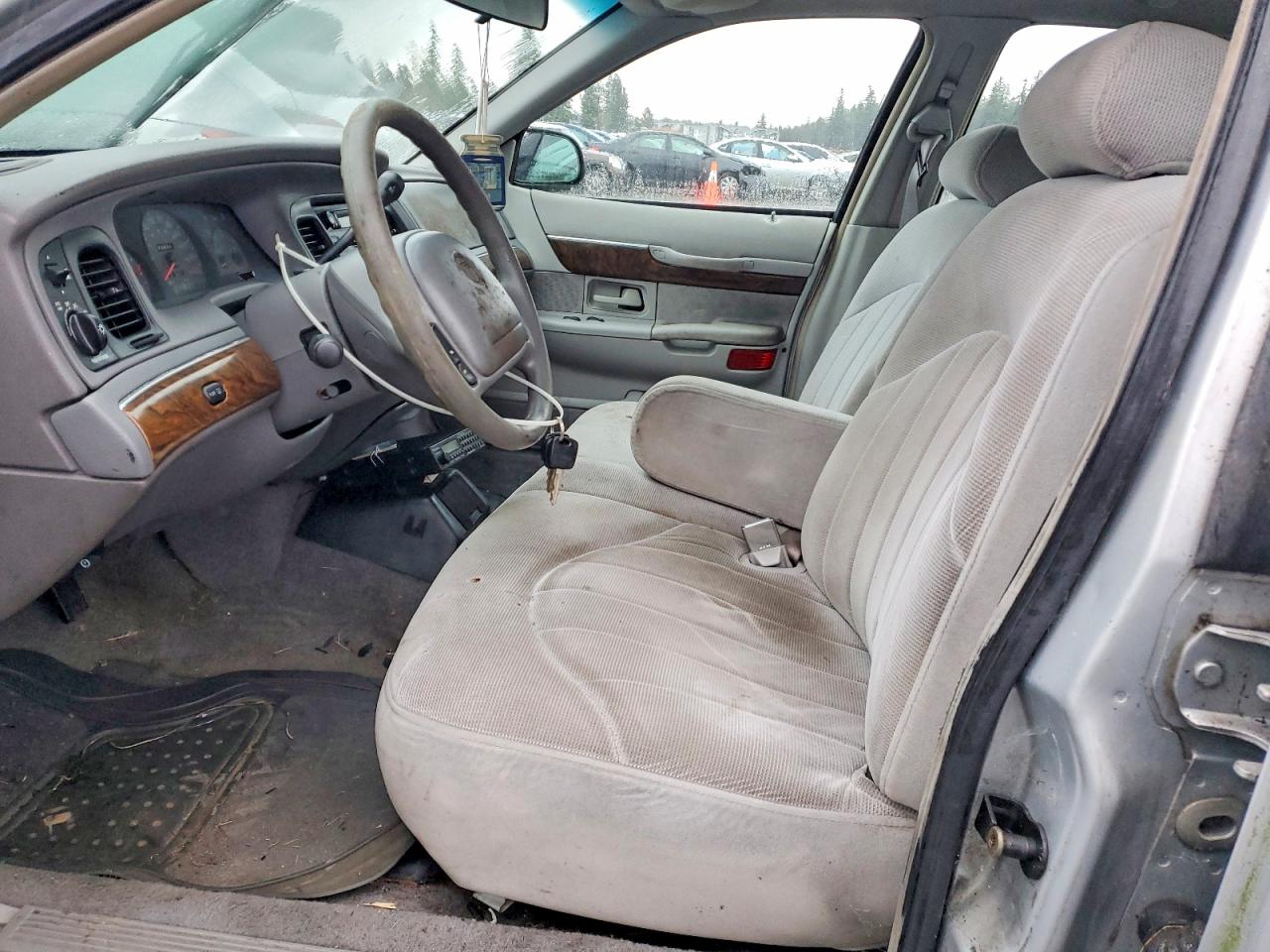 1999 MERCURY GRAND MARQUIS GS photo 13