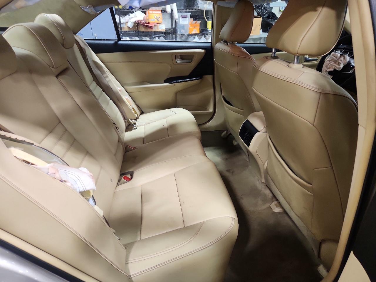 2015 TOYOTA CAMRY LE photo 10