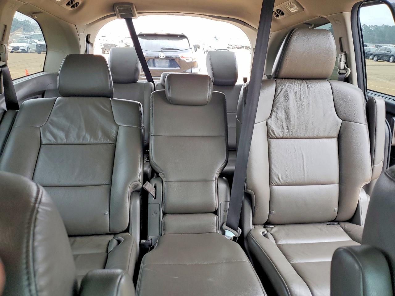 2012 HONDA ODYSSEY EXL photo 10