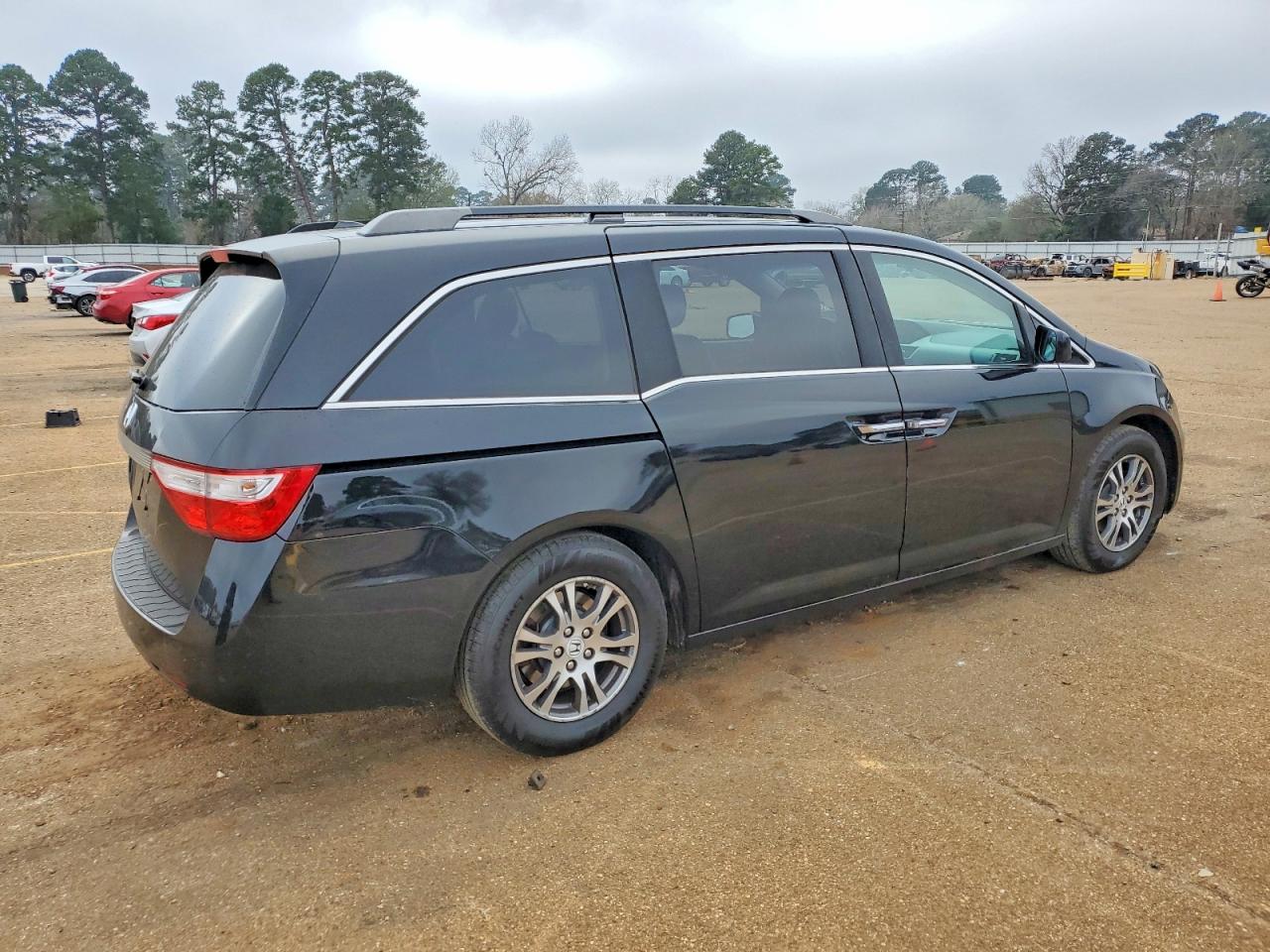 2012 HONDA ODYSSEY EXL photo 3