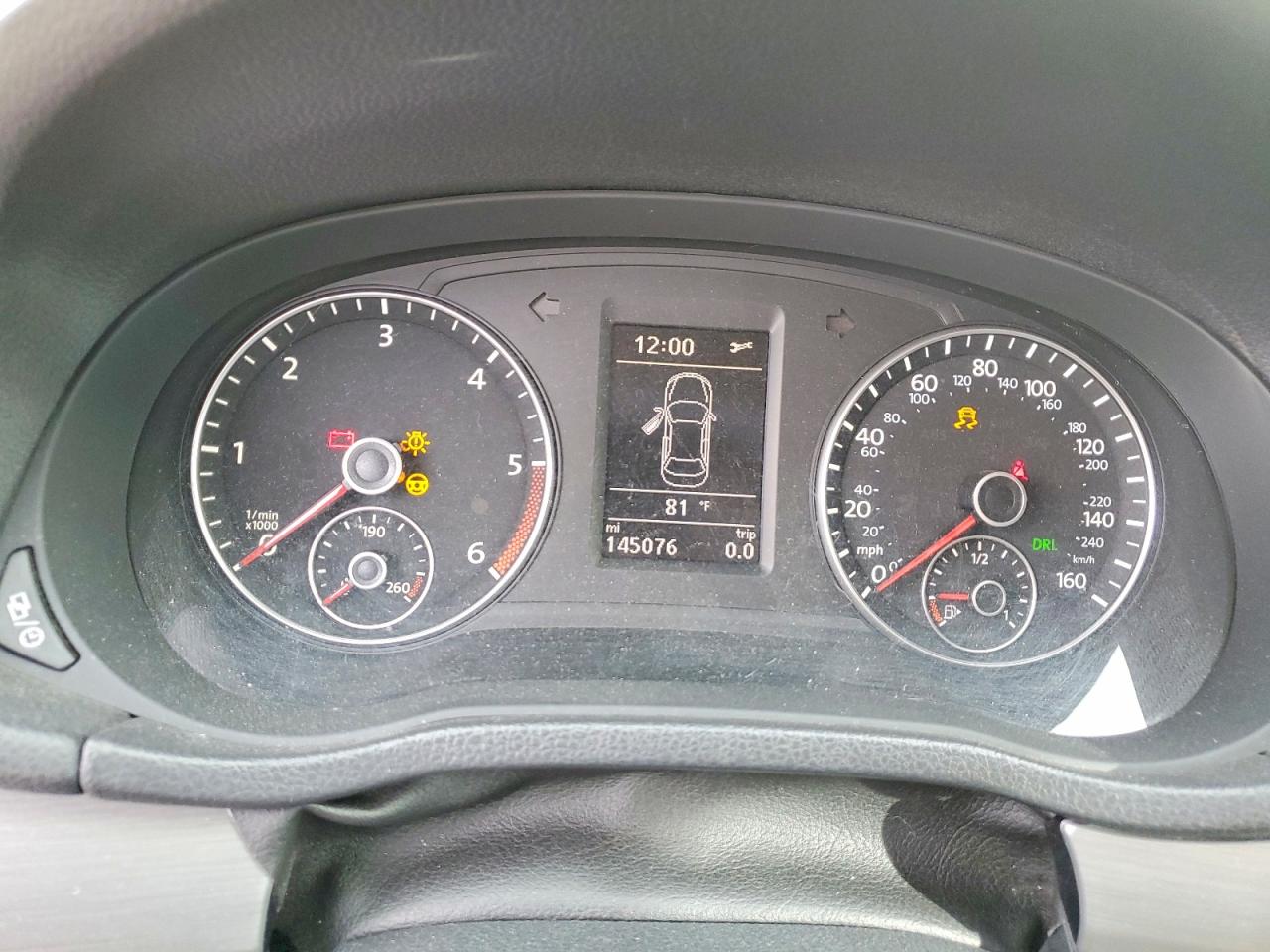 2014 VOLKSWAGEN PASSAT SE photo 9