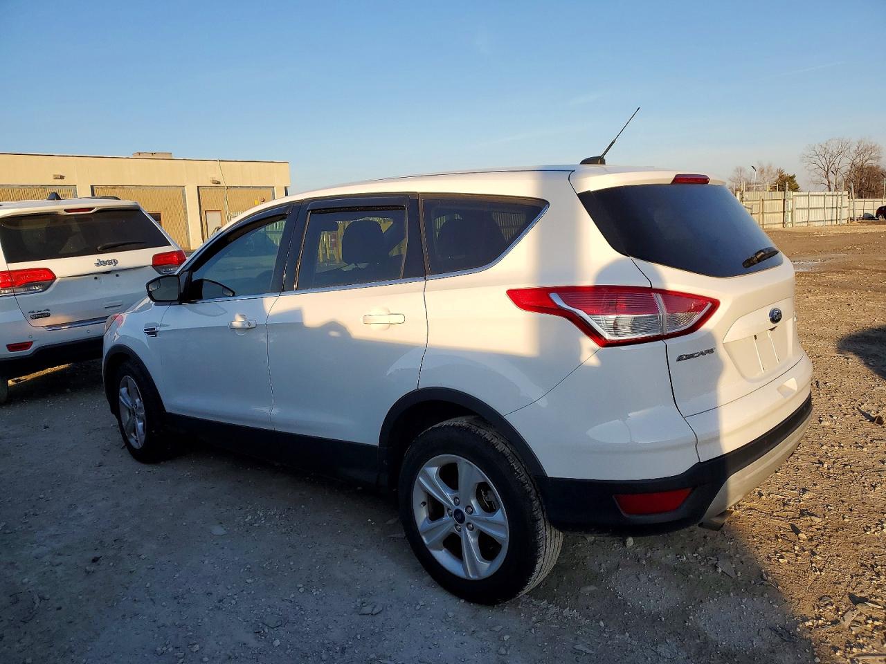 2015 FORD ESCAPE SE photo 2