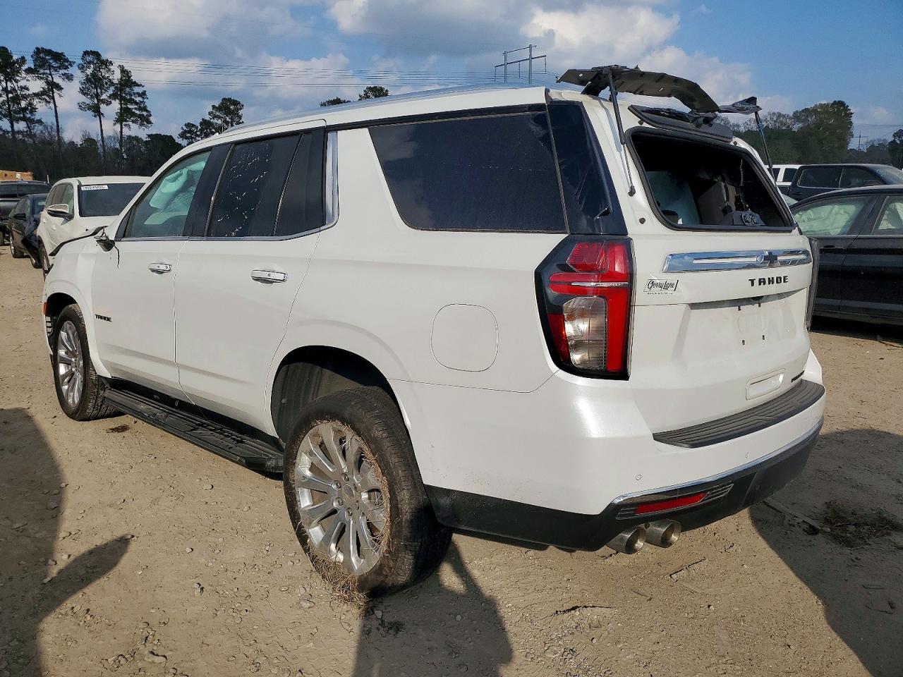 2022 CHEVROLET TAHOE C1500 PREMIER photo 4