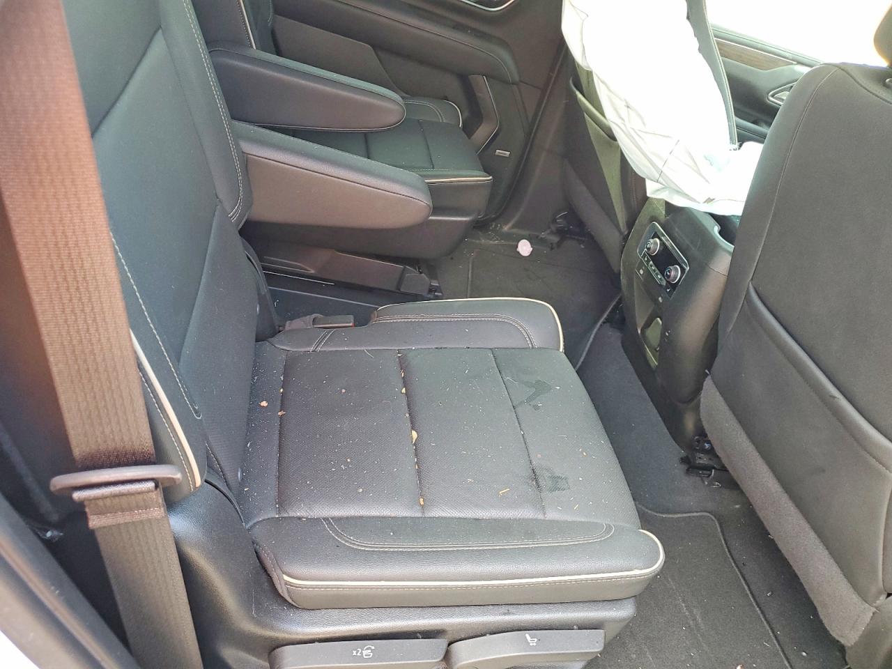 2022 CHEVROLET TAHOE C1500 PREMIER photo 28
