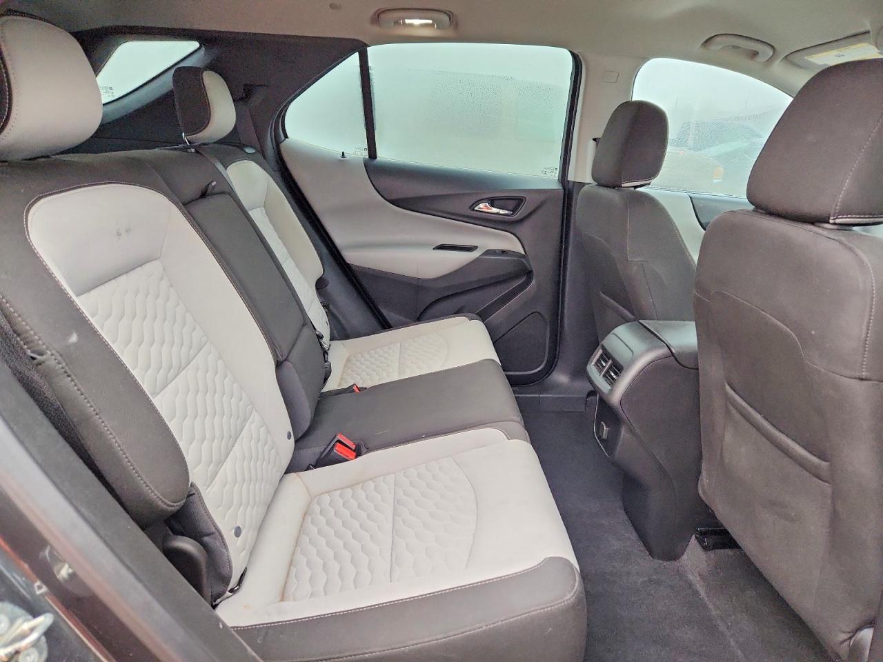 2018 CHEVROLET EQUINOX LS photo 11