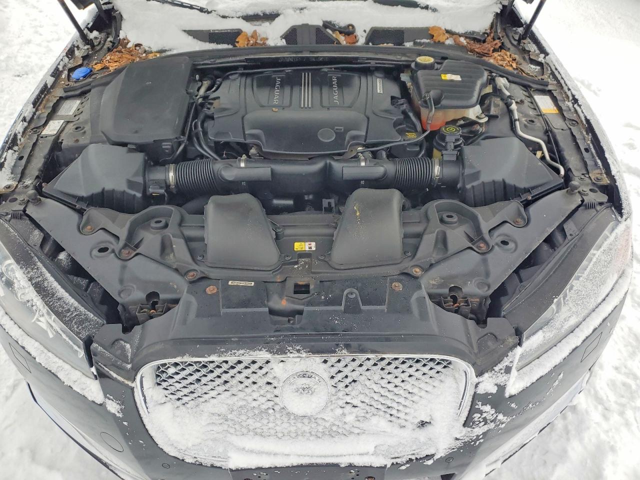 2015 JAGUAR XF 3.0 SPORT AWD photo 21