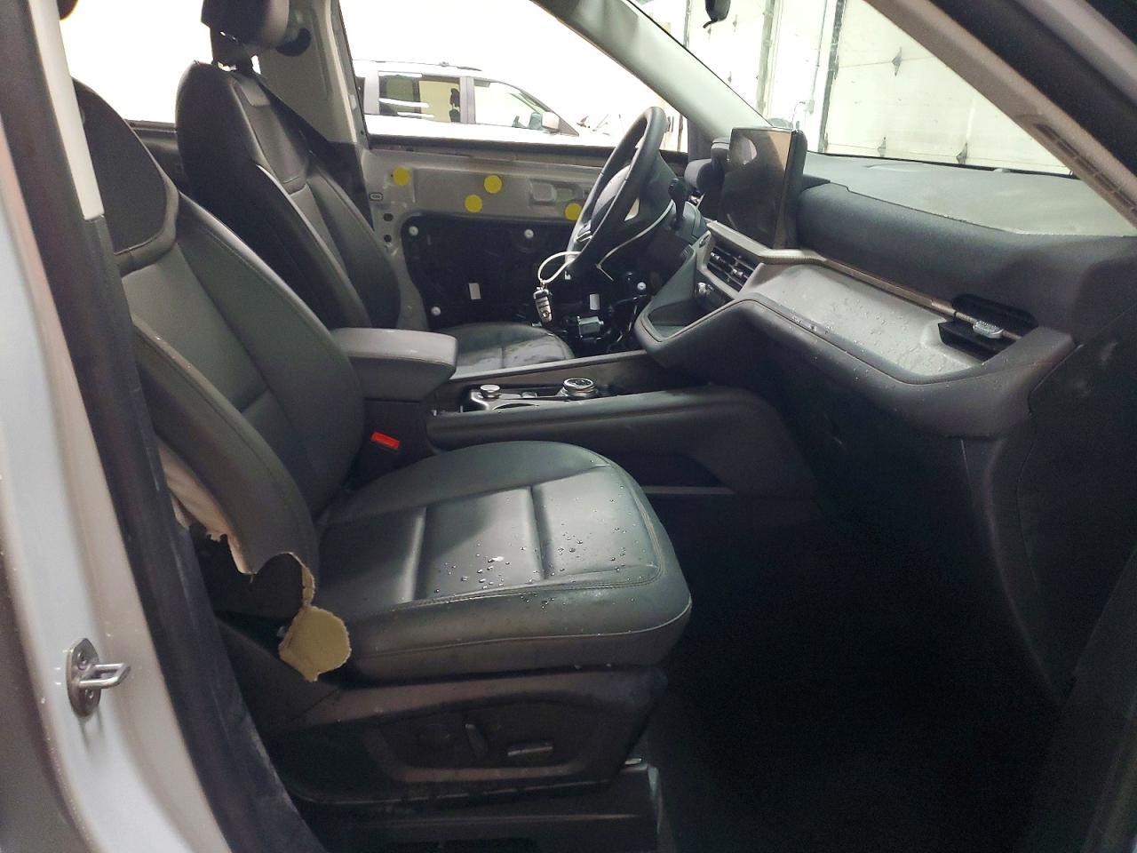 2025 FORD EXPLORER ACTIVE photo 7
