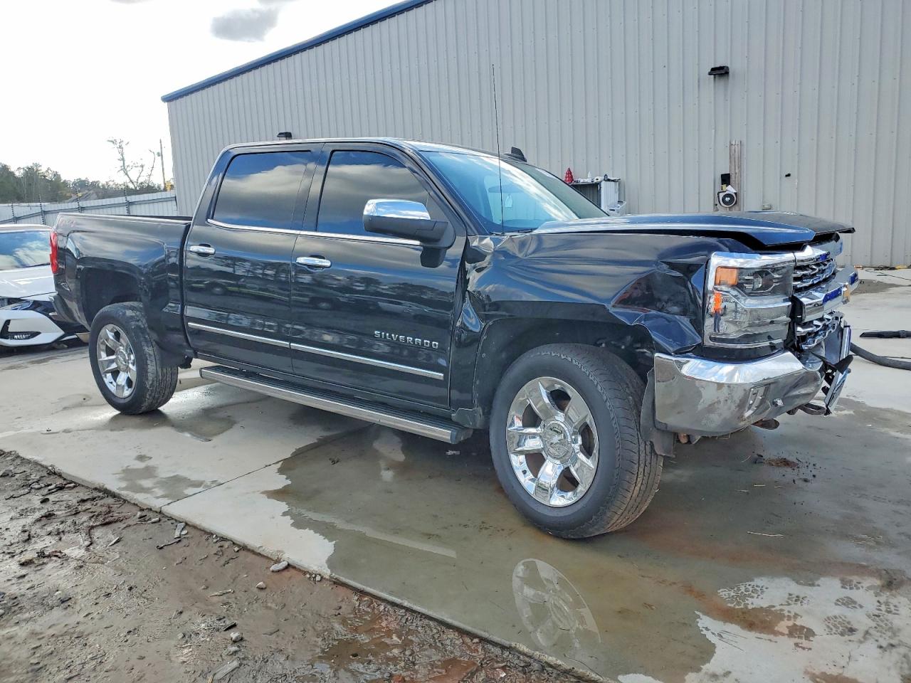 2018 CHEVROLET SILVERADO K1500 LTZ photo 4