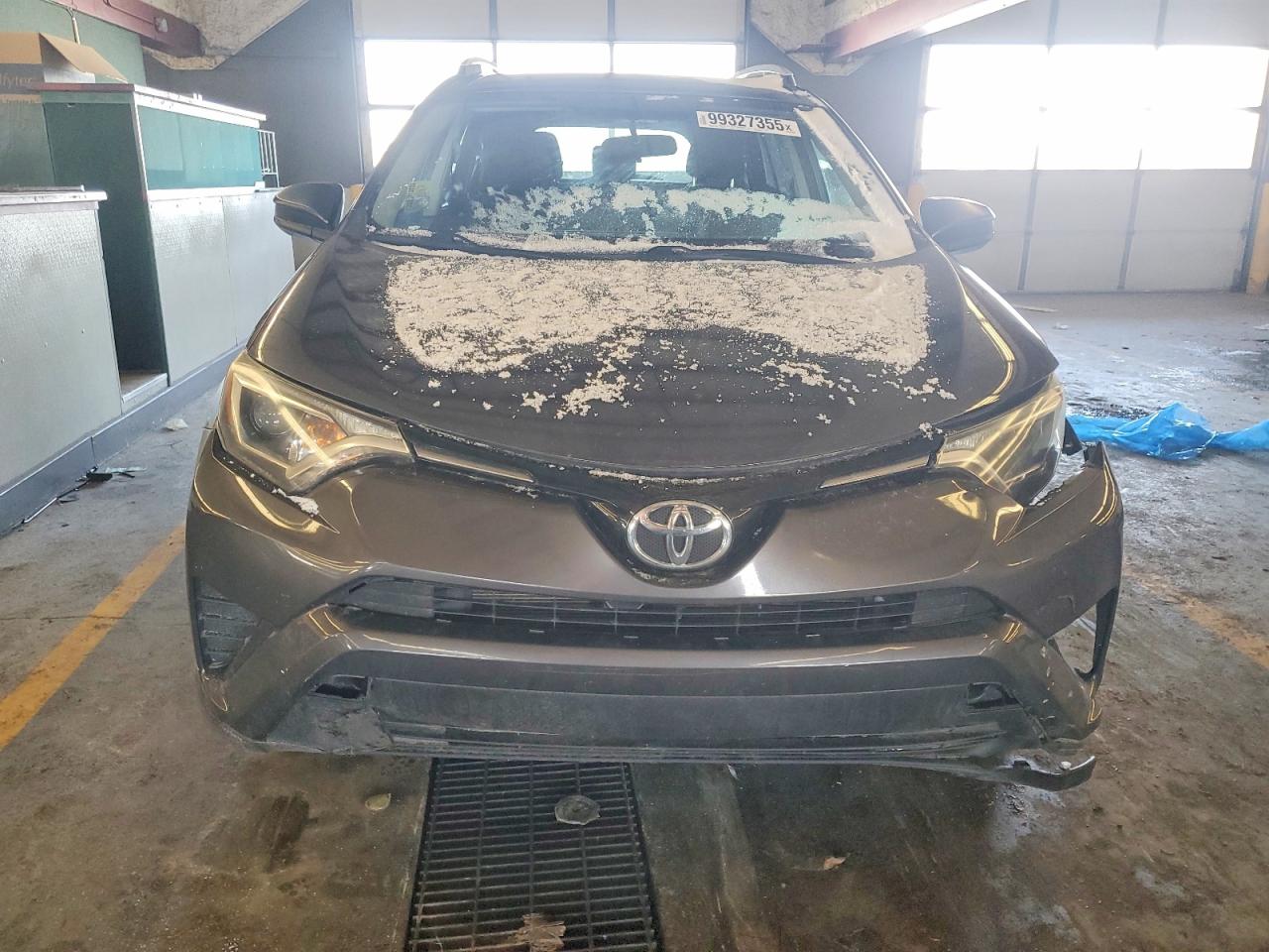 2016 TOYOTA RAV4 LE photo 9