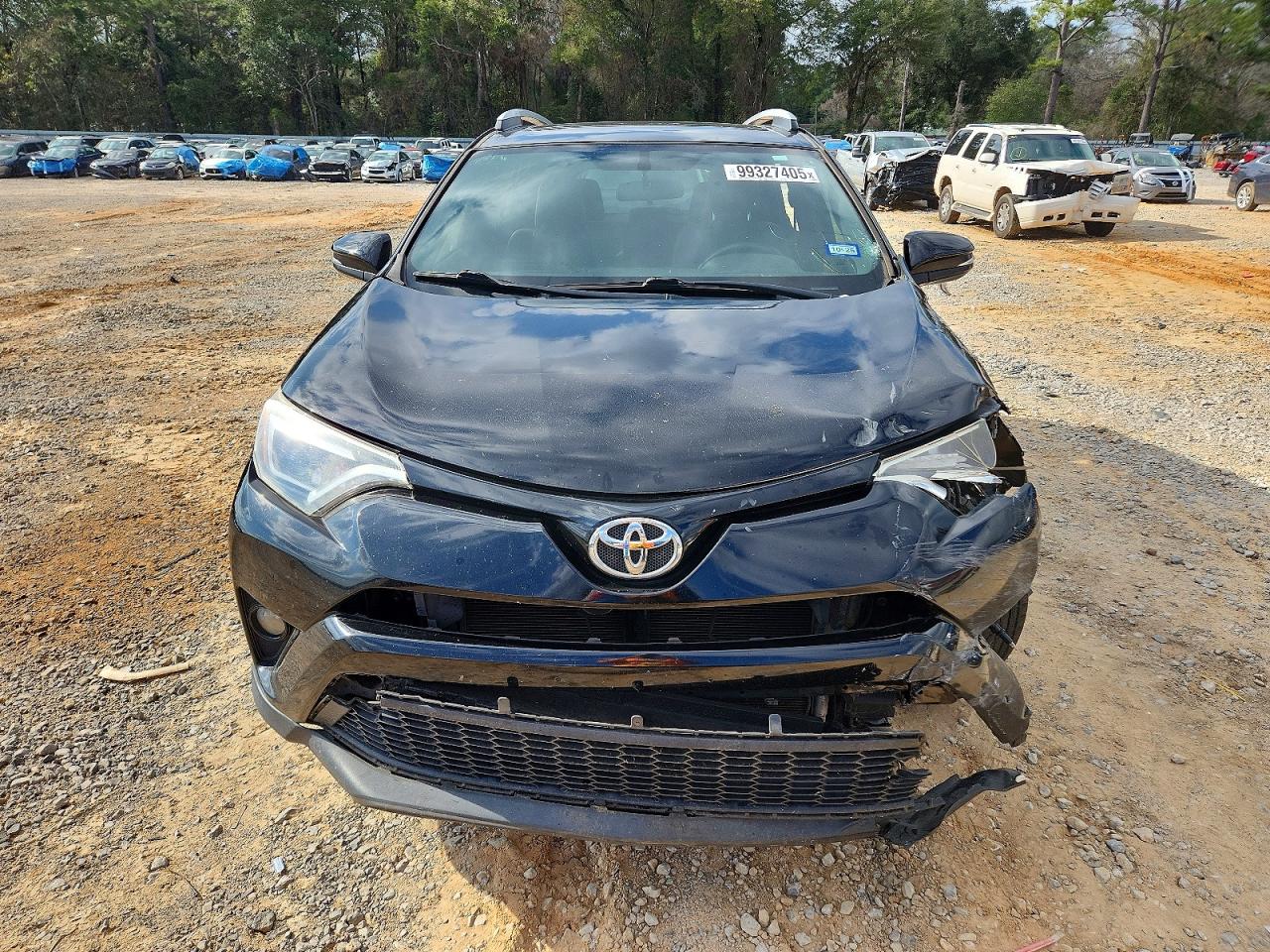 2016 TOYOTA RAV4 SE photo 5