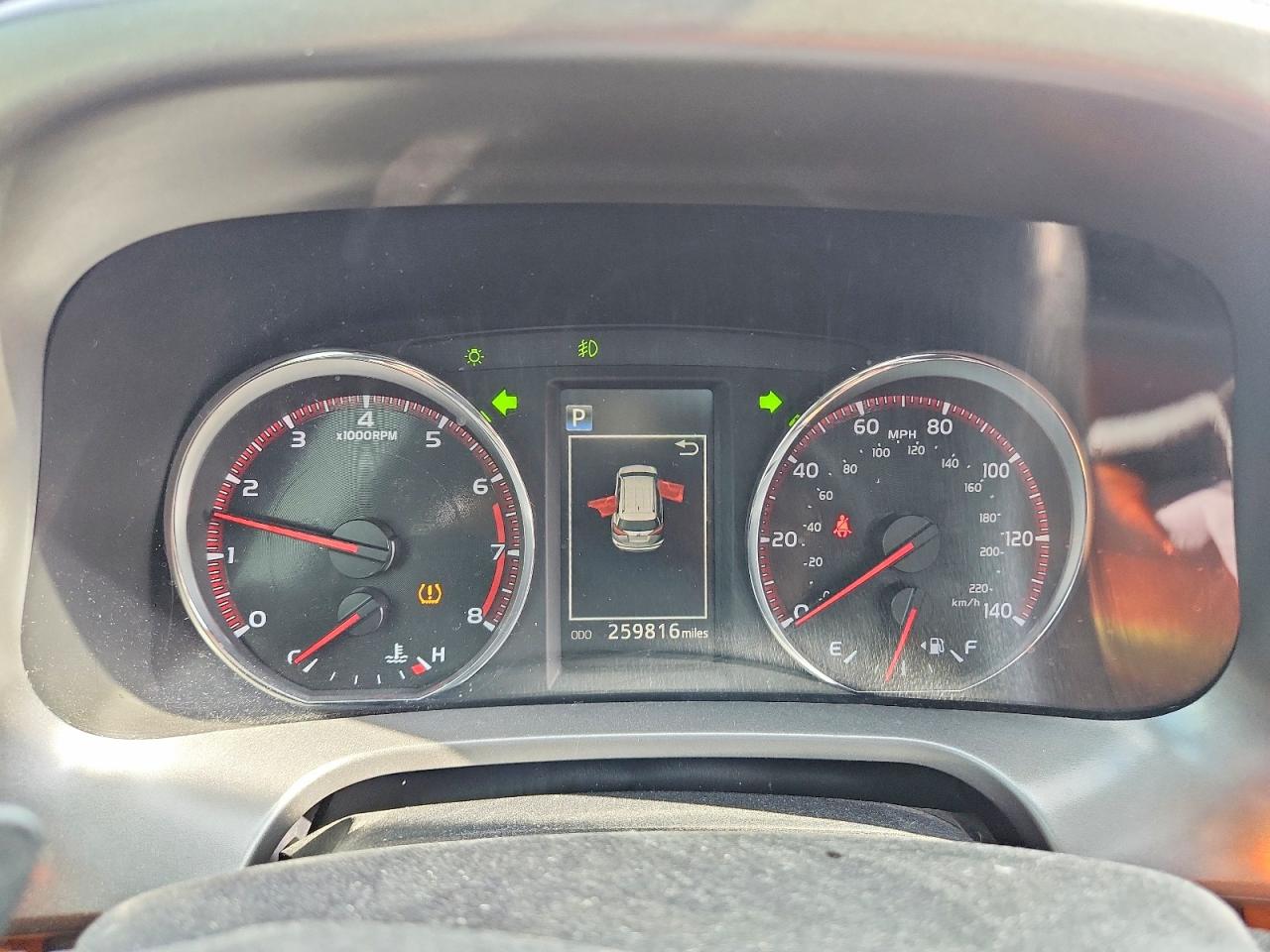2016 TOYOTA RAV4 SE photo 9