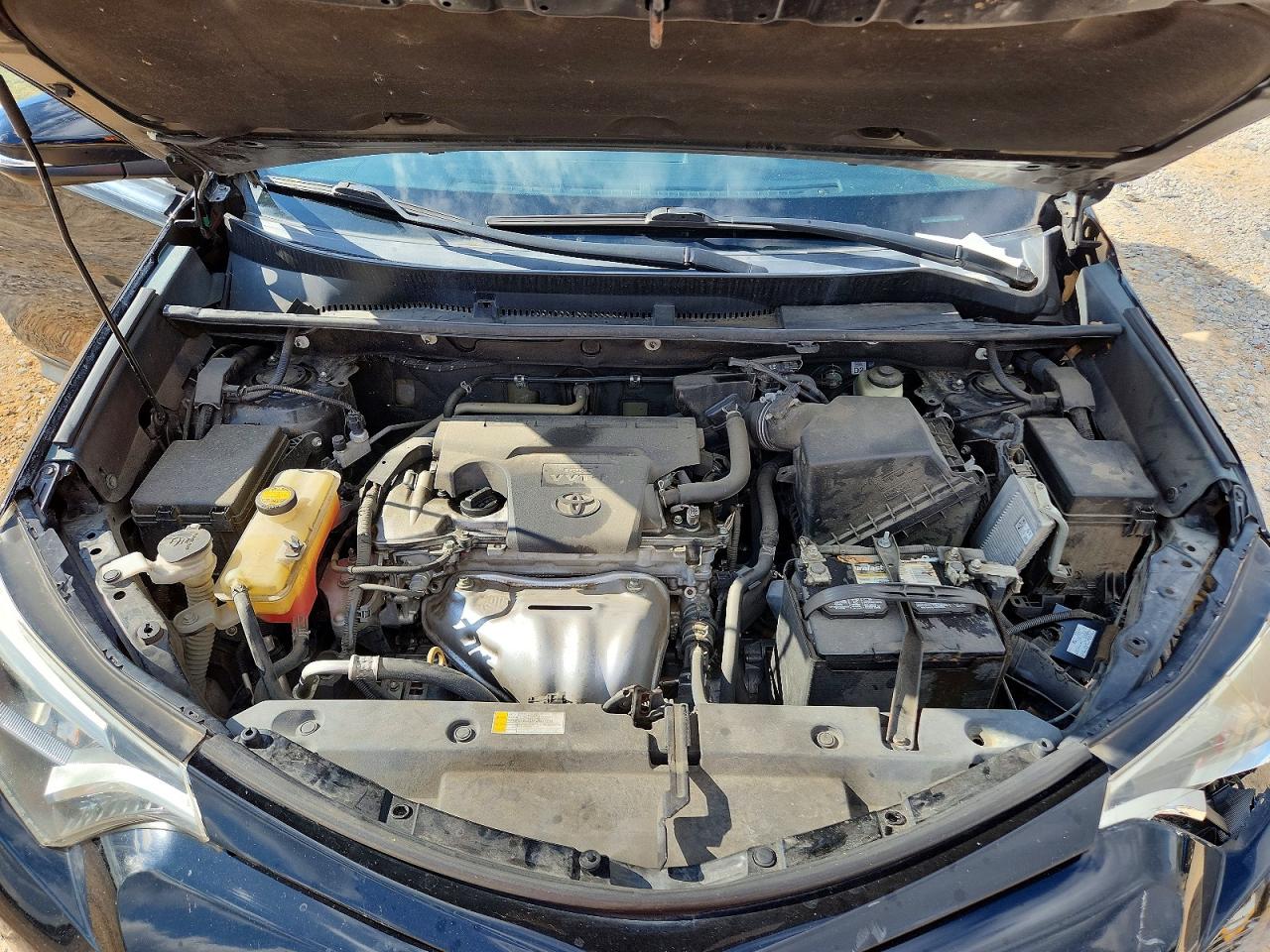 2016 TOYOTA RAV4 SE photo 12