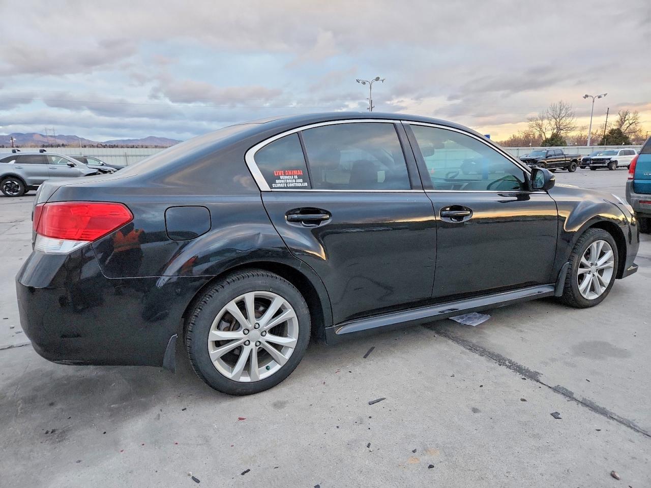 2013 SUBARU LEGACY 2.5I PREMIUM photo 3