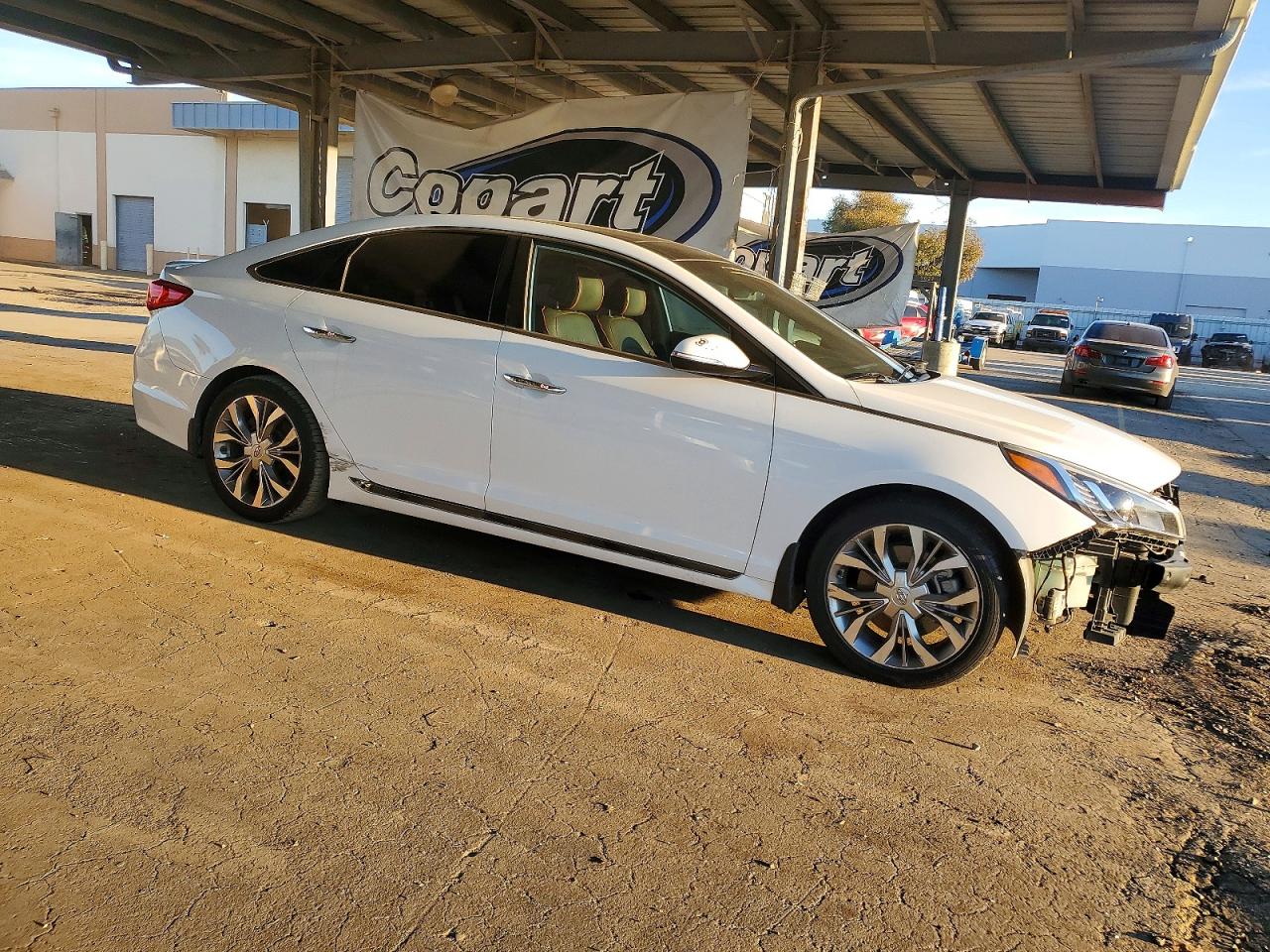2015 HYUNDAI SONATA SPORT photo 4
