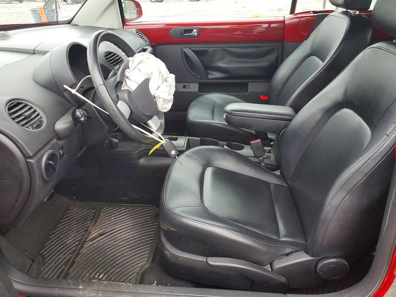 2008 VOLKSWAGEN NEW BEETLE CONVERTIBLE SE photo 7