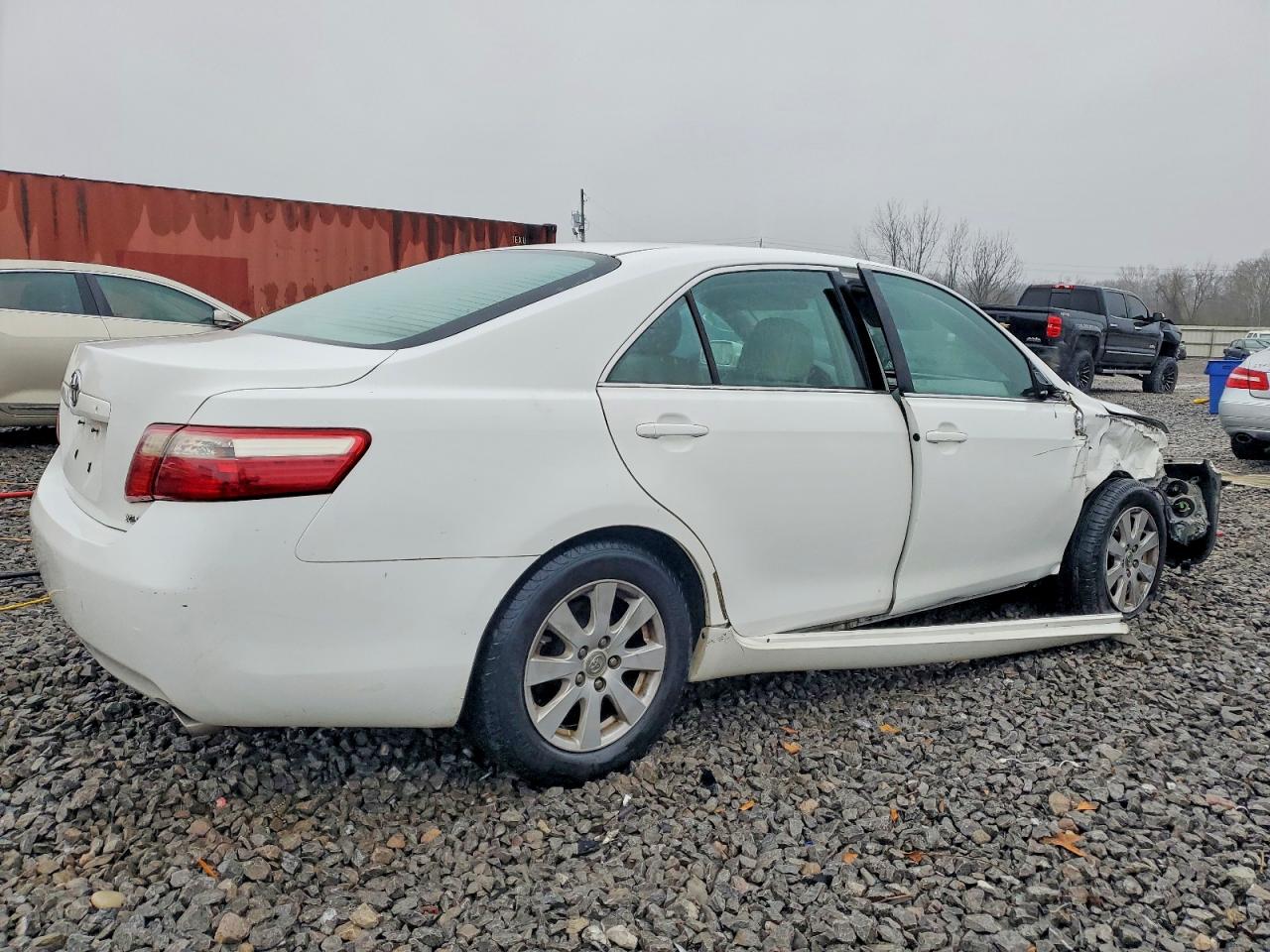 2009 TOYOTA CAMRY BASE photo 3