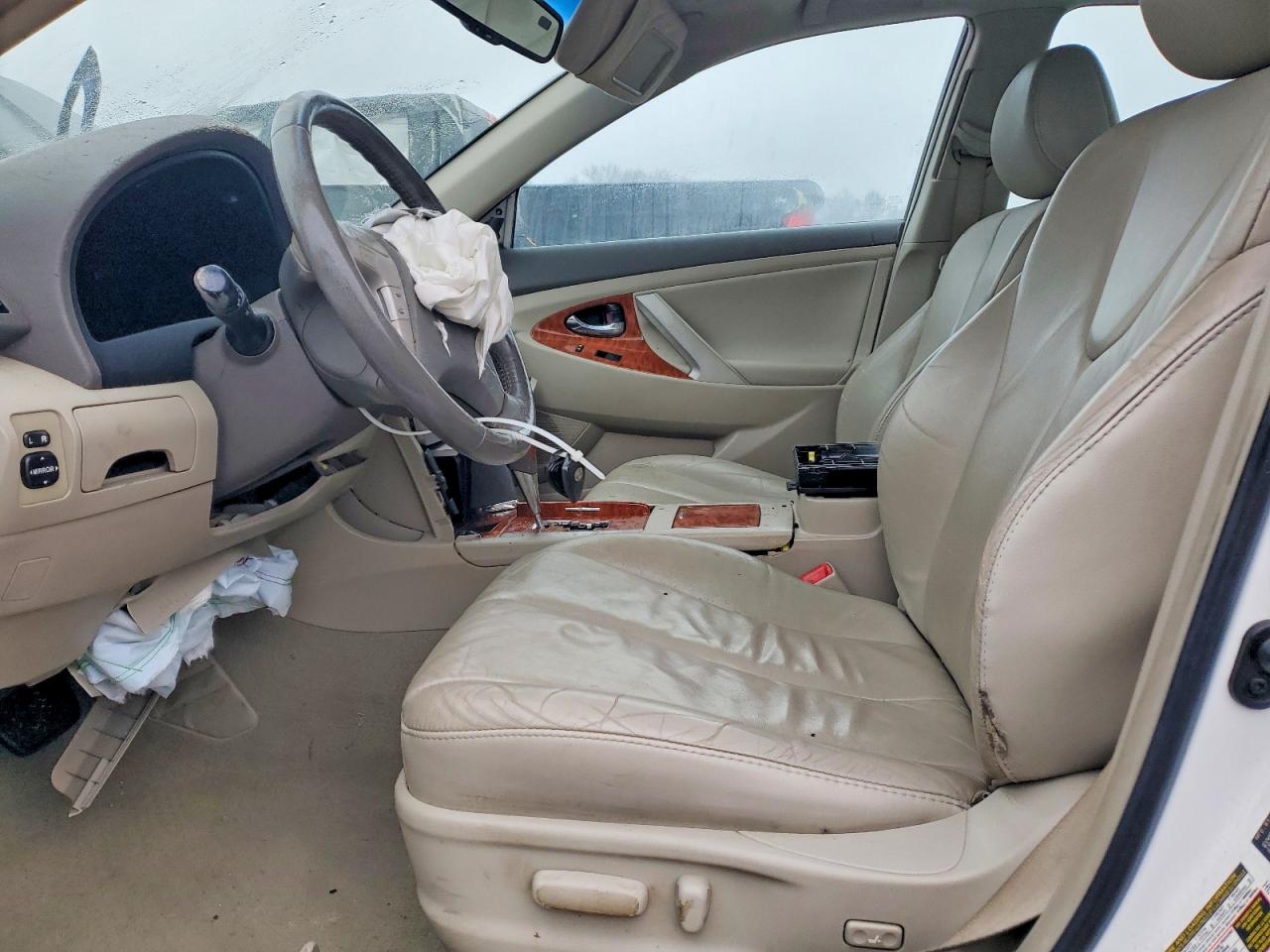 2009 TOYOTA CAMRY BASE photo 7