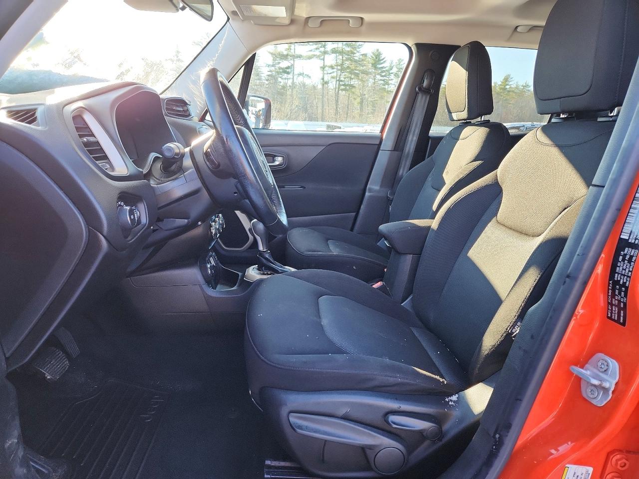 2015 JEEP RENEGADE LATITUDE photo 7