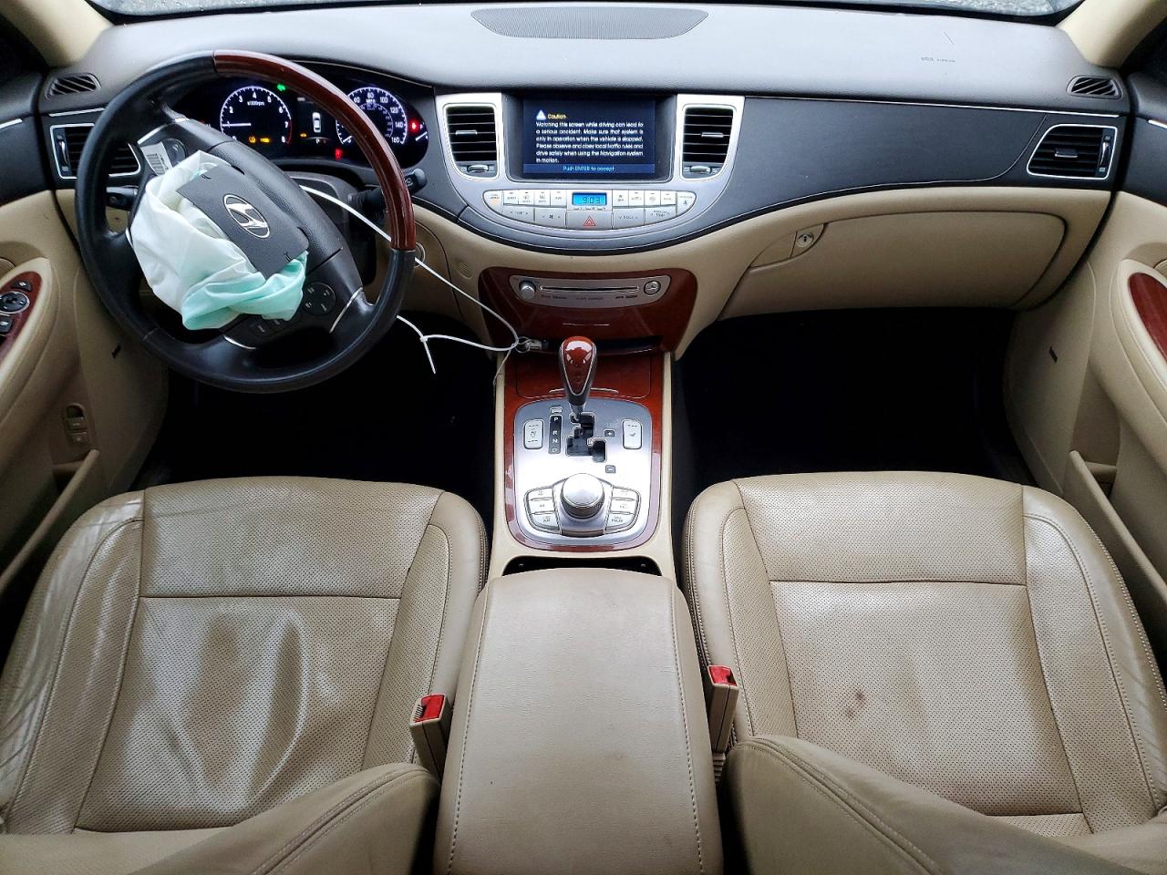 2012 HYUNDAI GENESIS 4.6L photo 8