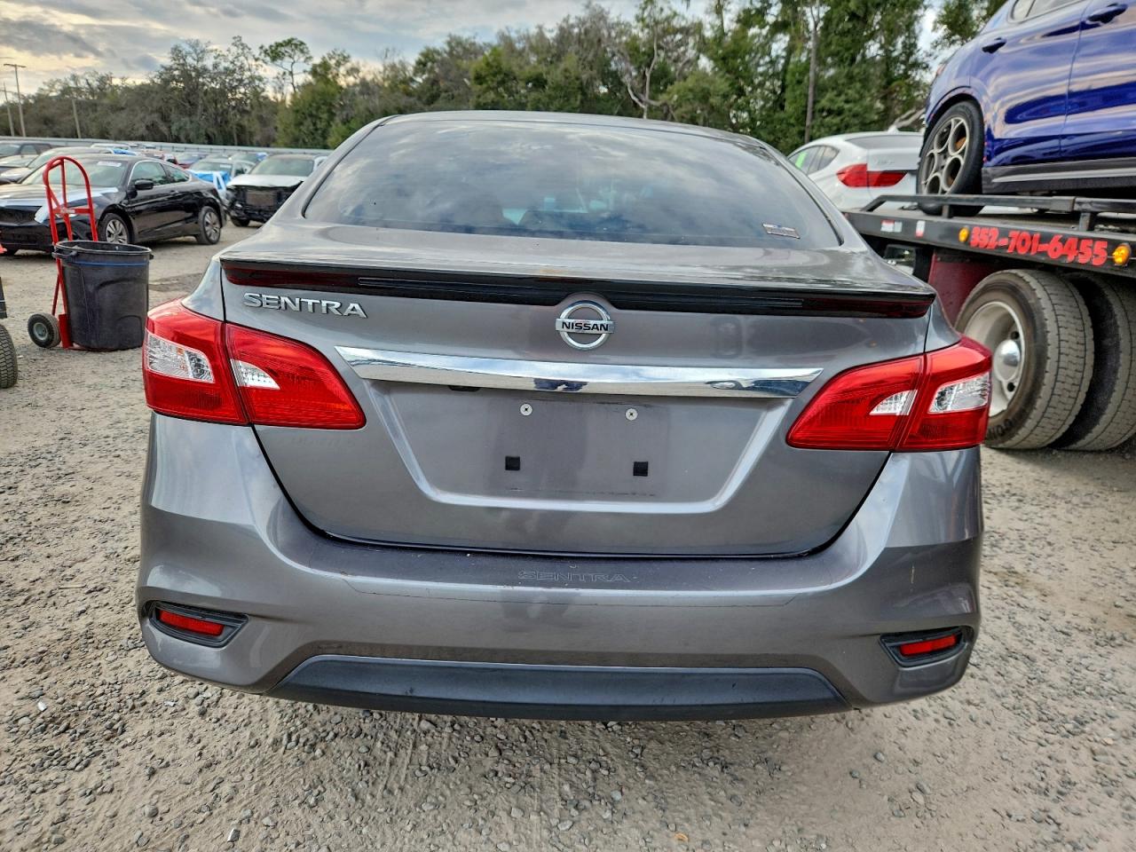 2018 NISSAN SENTRA S photo 11