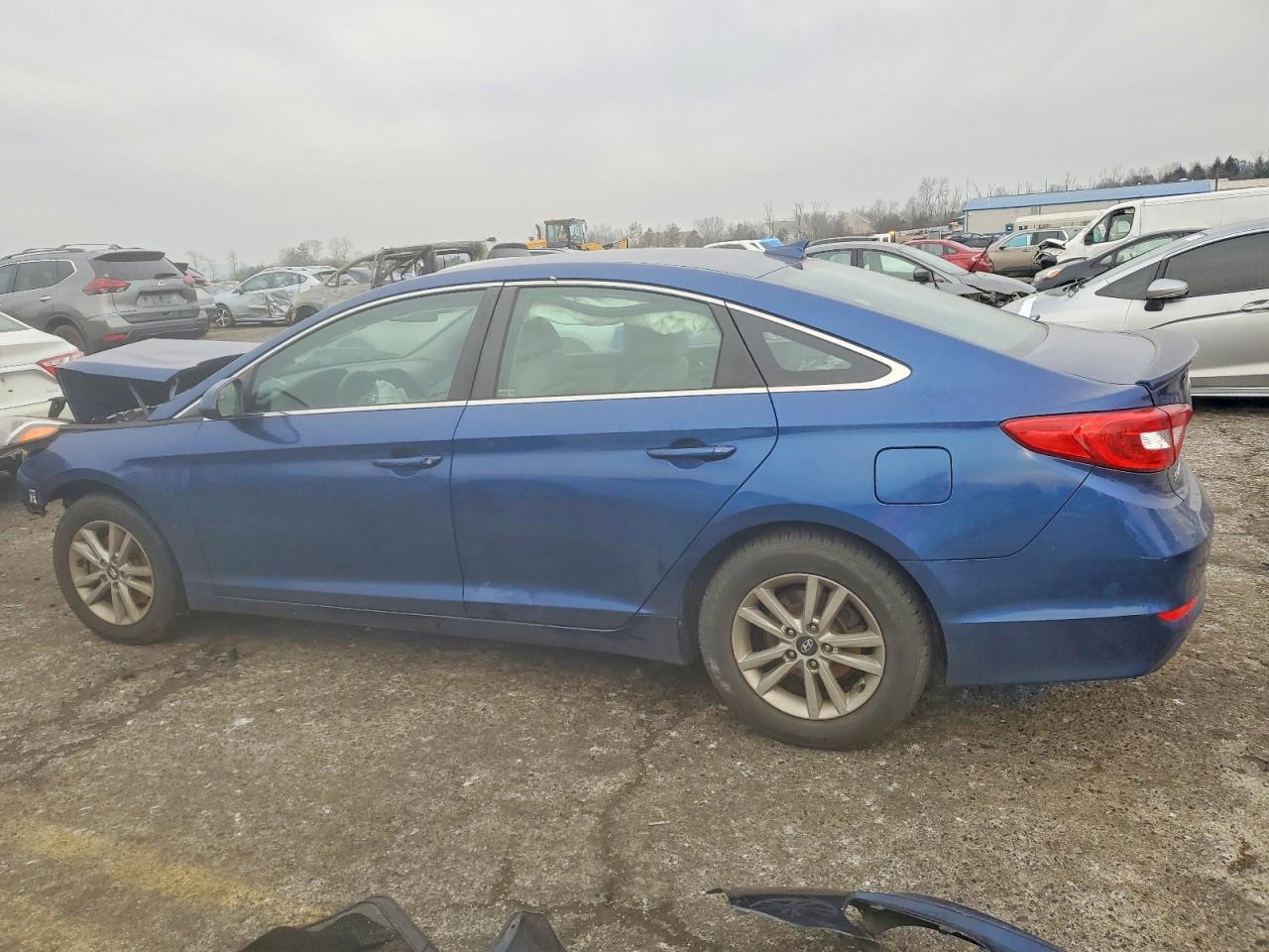 2015 HYUNDAI SONATA SE photo 4