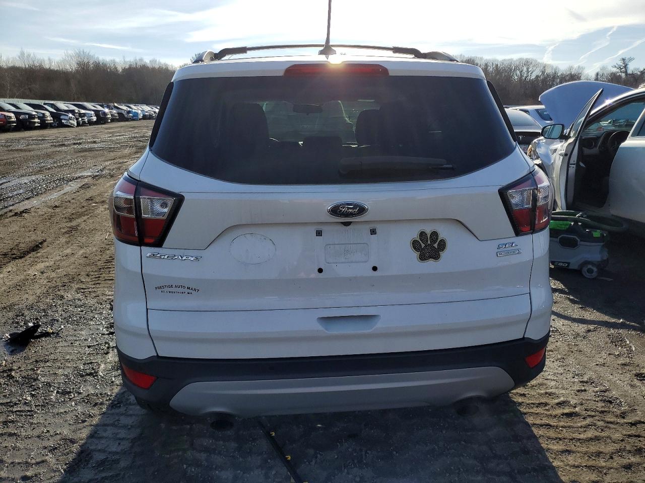 2018 FORD ESCAPE SEL photo 6