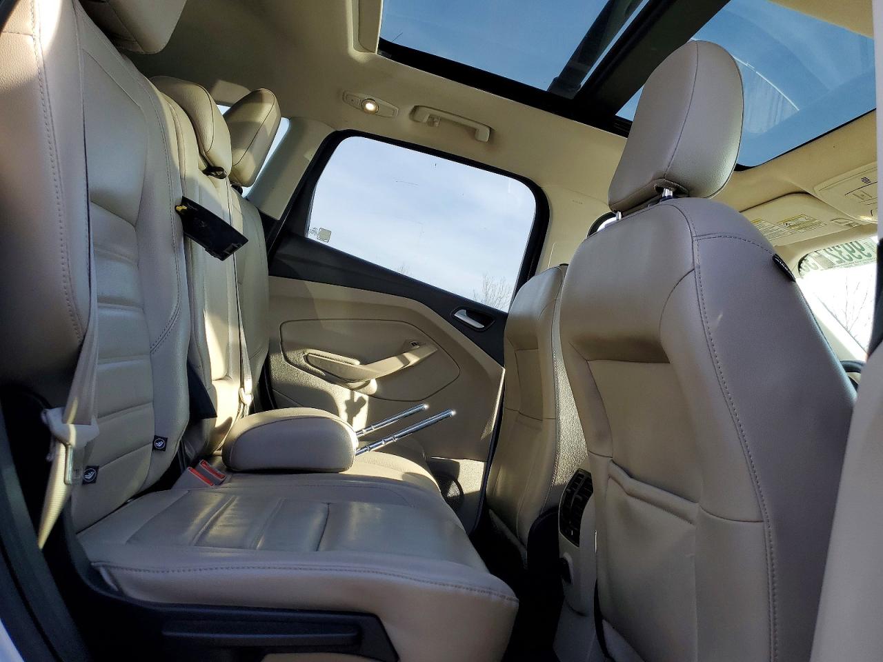 2018 FORD ESCAPE SEL photo 11