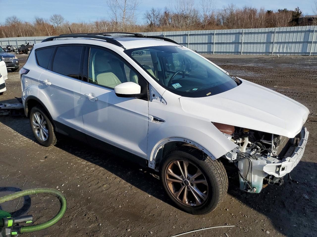 2018 FORD ESCAPE SEL photo 4